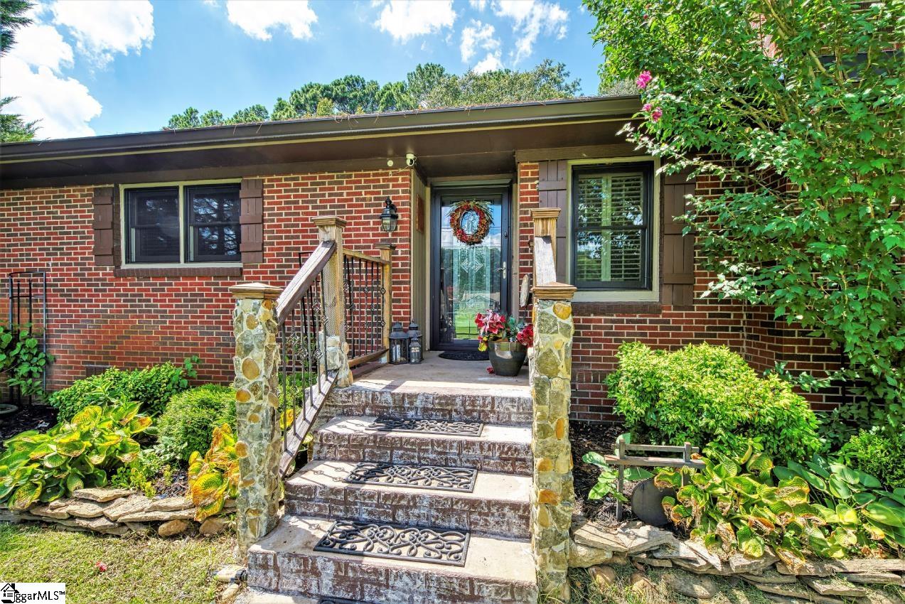 113 Cherry Lane, Greer SC 29651