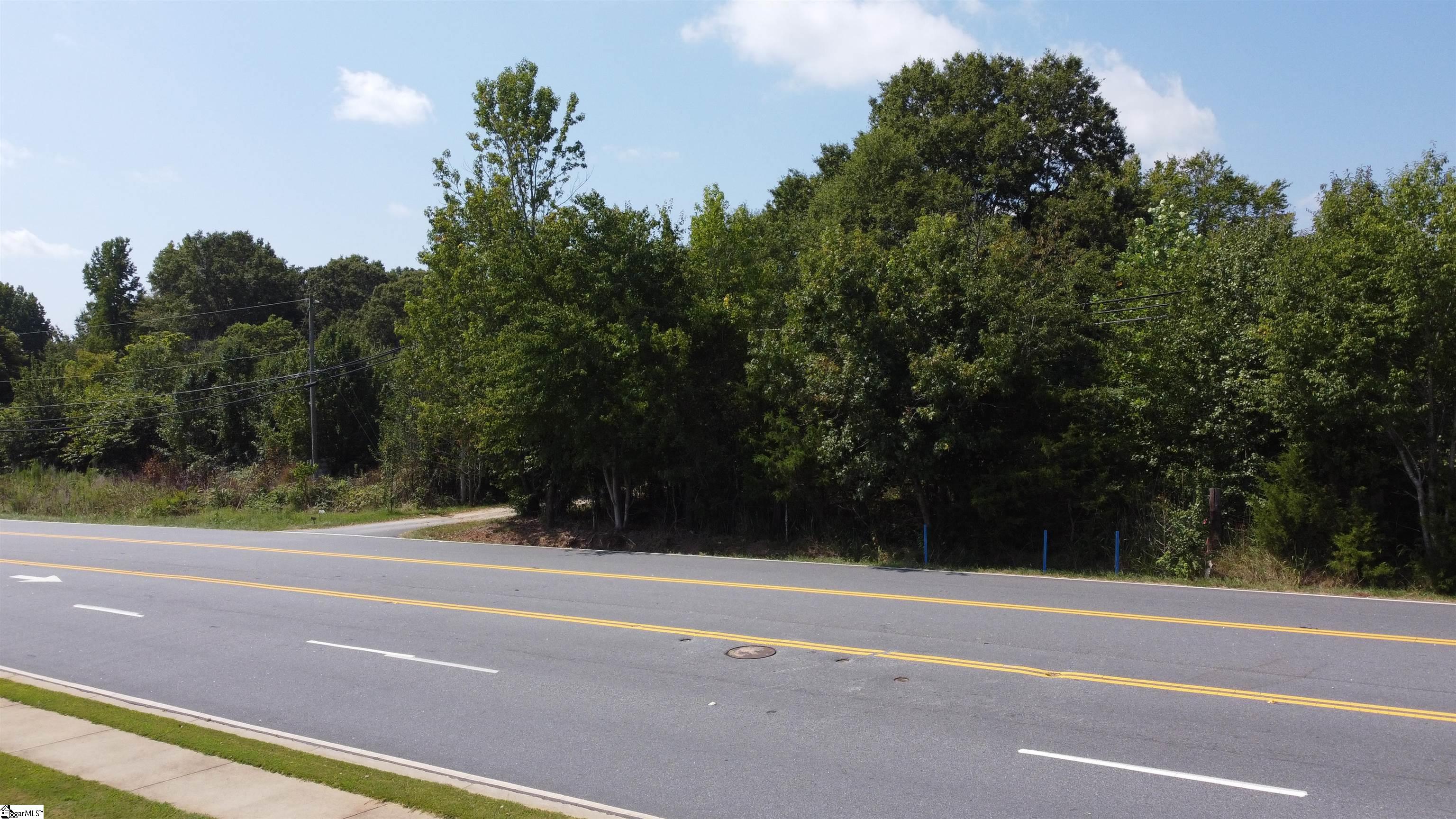 1371 Compton Bridge Road, Inman SC 29343