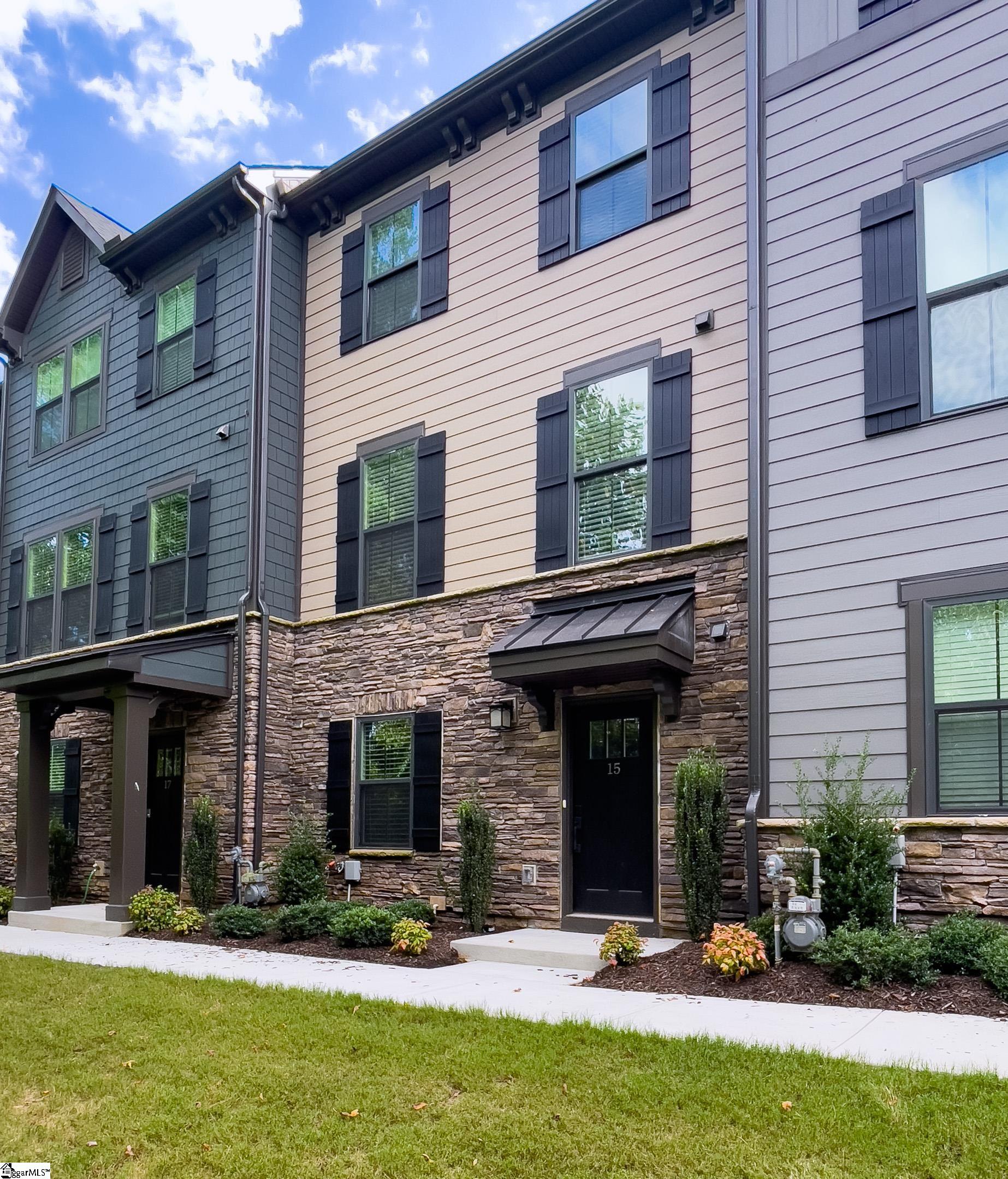15 Rollins Avenue, Greenville SC 29607