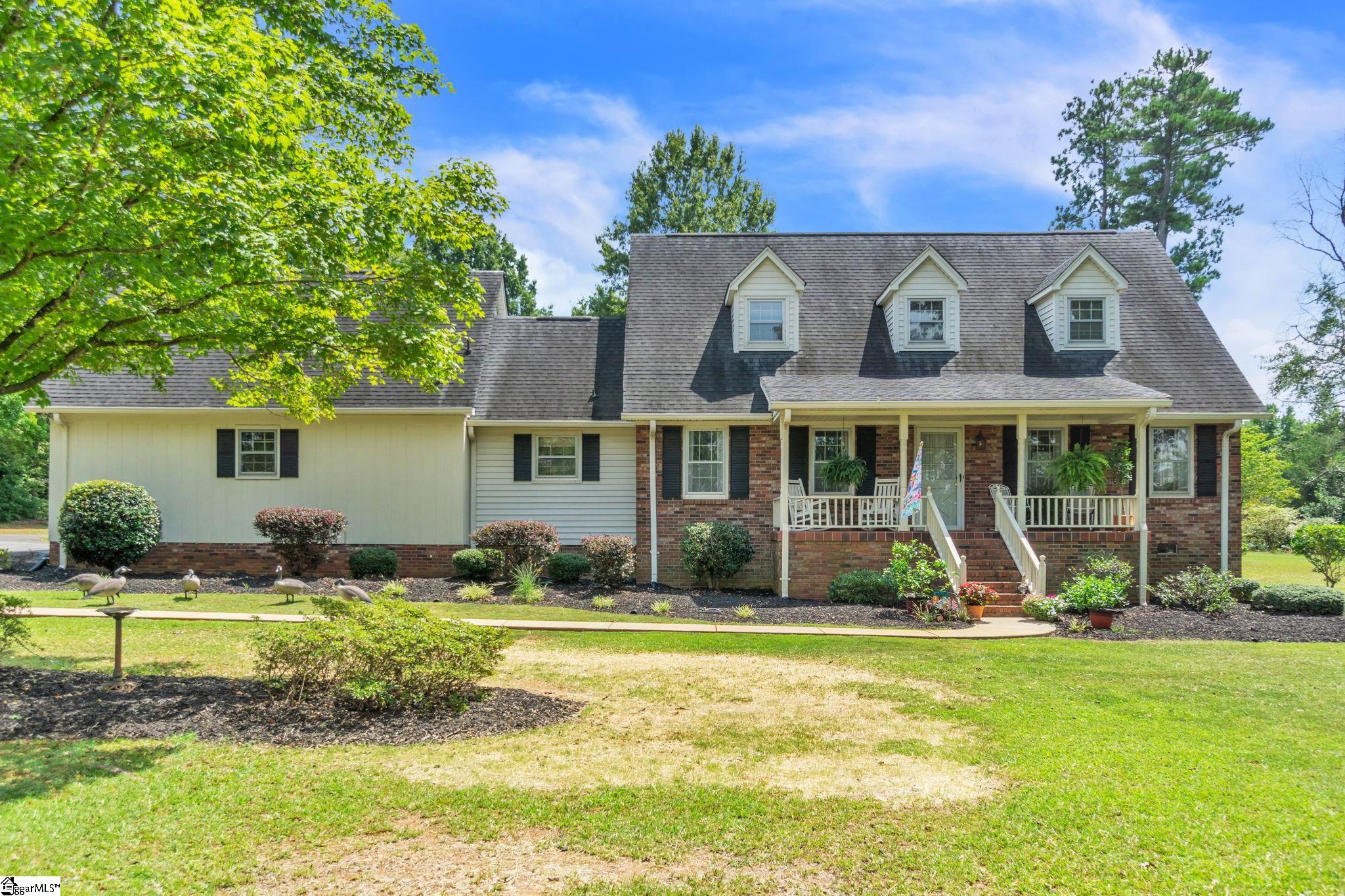 65 Cambridge Road, Clinton SC 29325