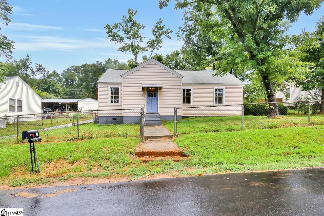 8 South Street, Taylors SC 29687