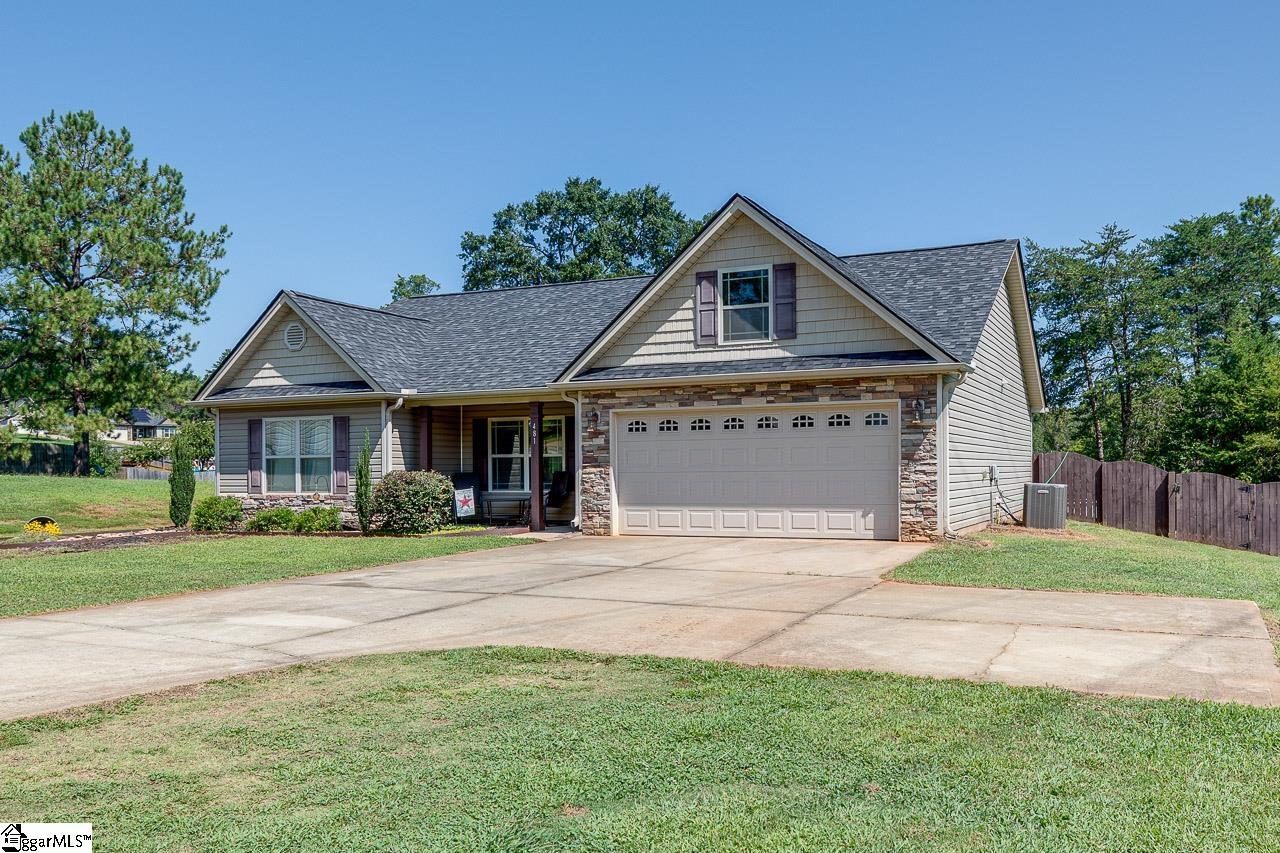 481 Gibbs Road, Wellford SC 29385