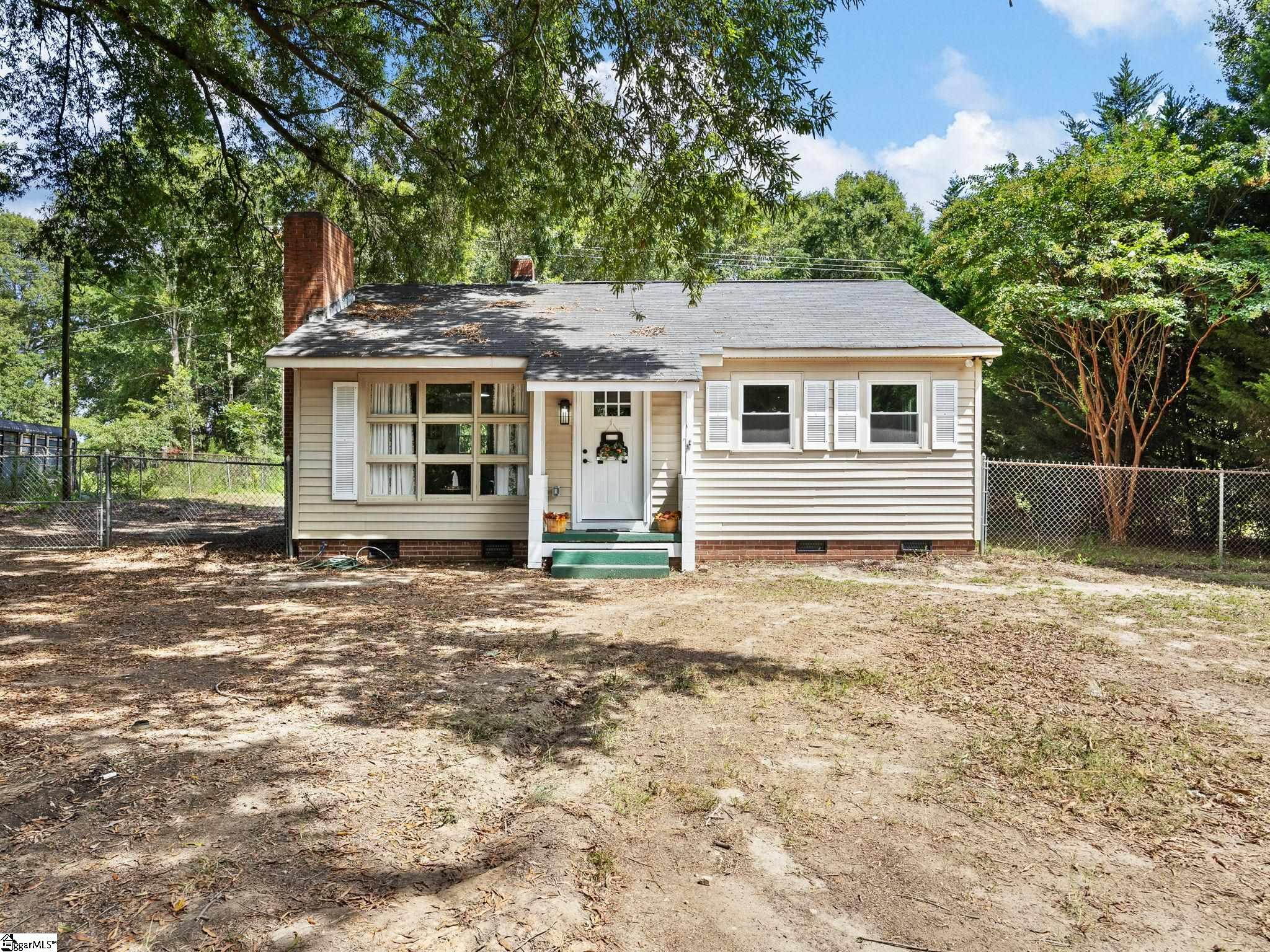 11489 Highway 221, Woodruff SC 29388