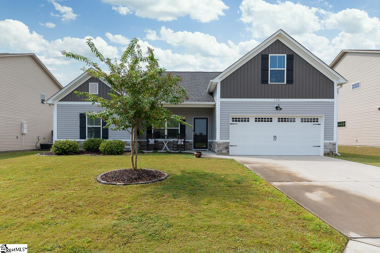 123 Mitford Way, Fountain Inn SC 29644