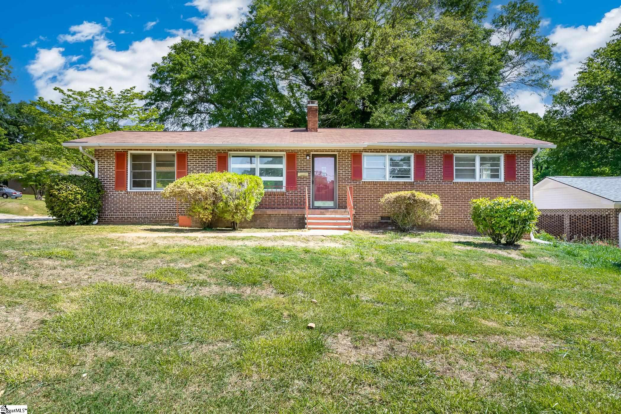 207 Woodview Avenue, Spartanburg SC 29306