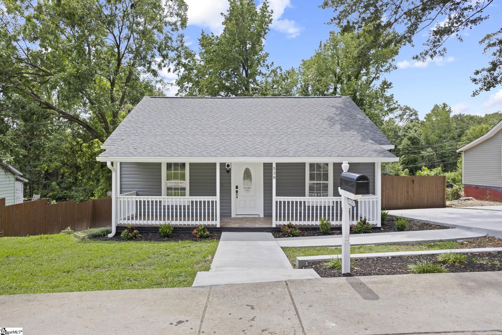 538 Perrin Avenue, Woodruff SC 29388-1529