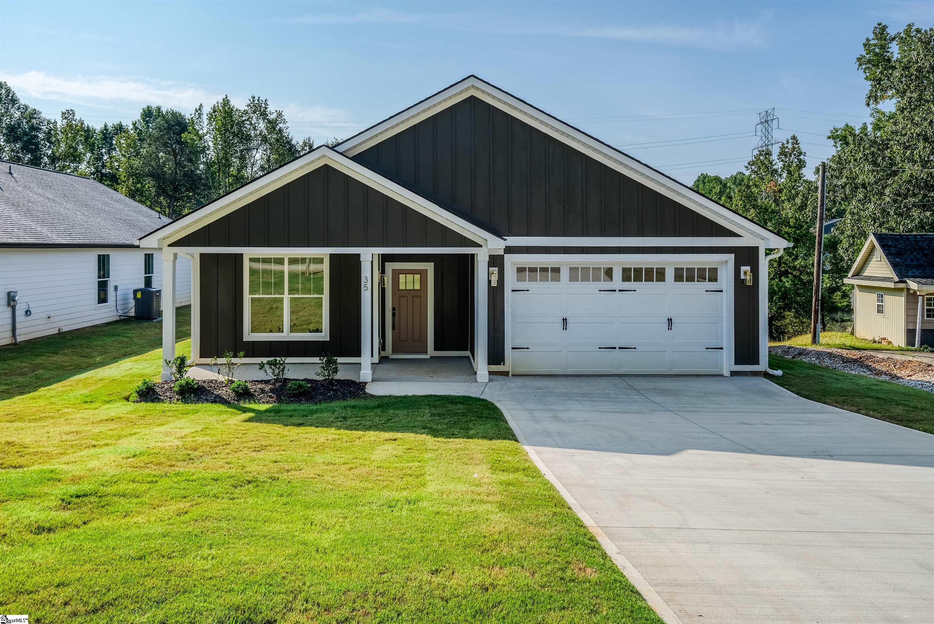 35 Lakeside Drive, Taylors SC 29687