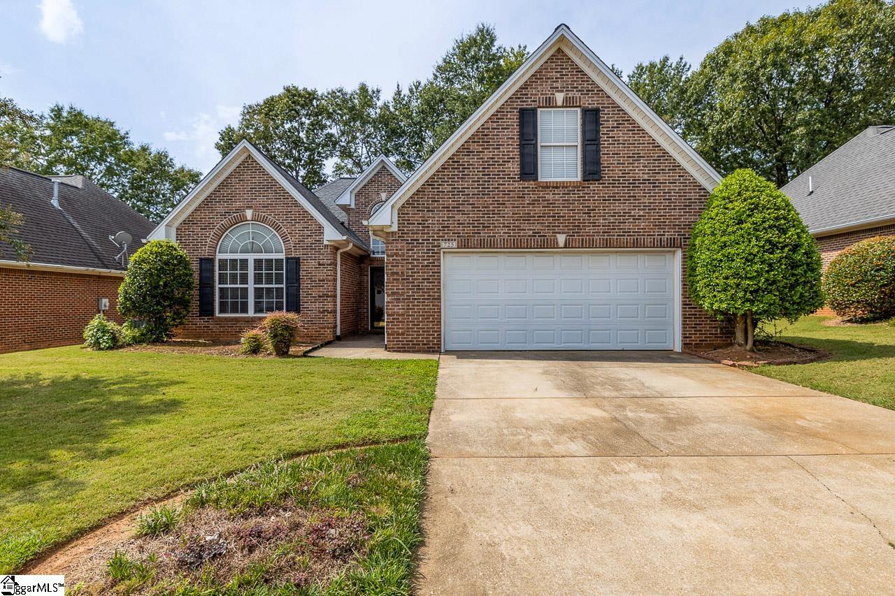 725 Lanyon Lane, Spartanburg SC 29301