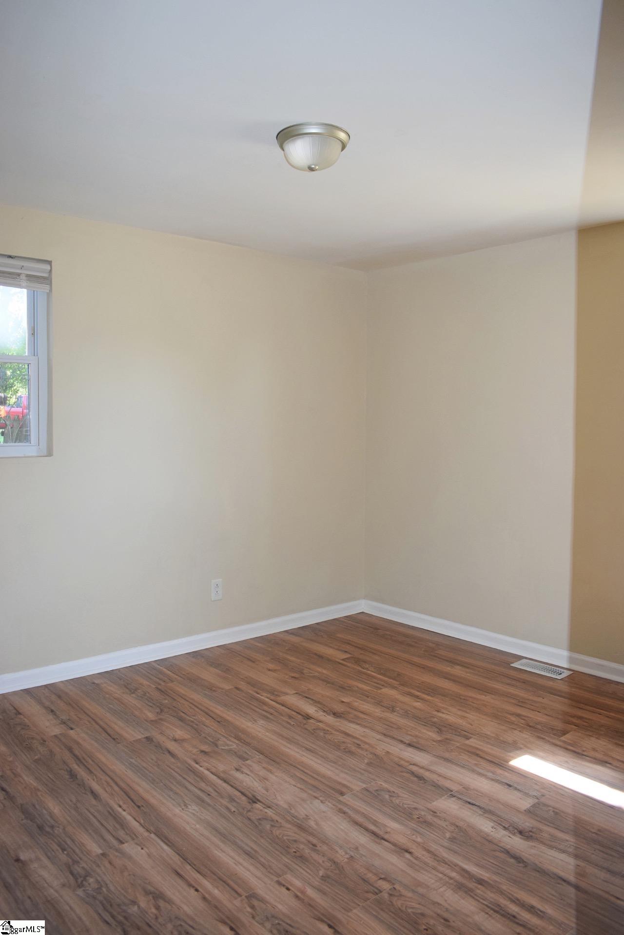 119 Euclid Road Spartanburg, SC 29301