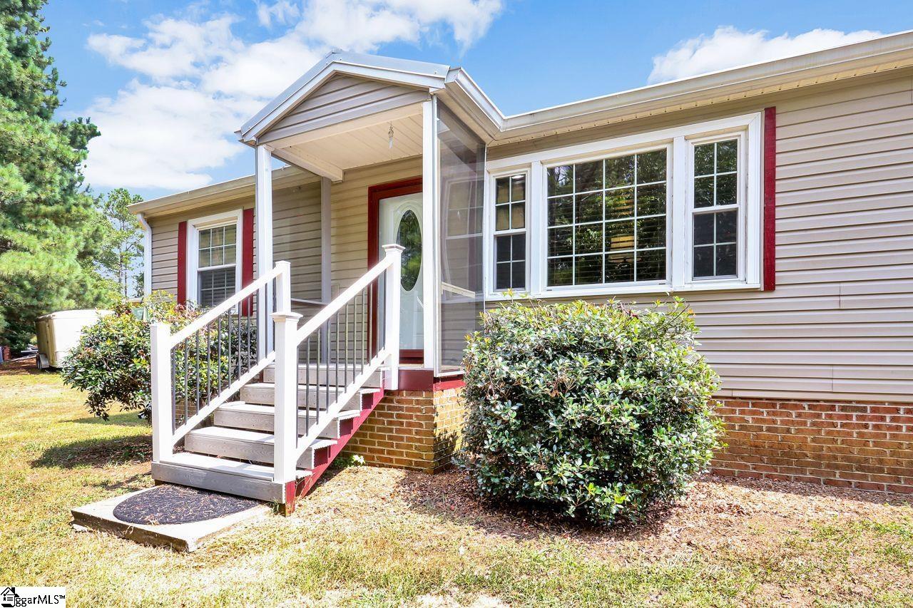 828 Old Williamston Road, Piedmont SC 29673