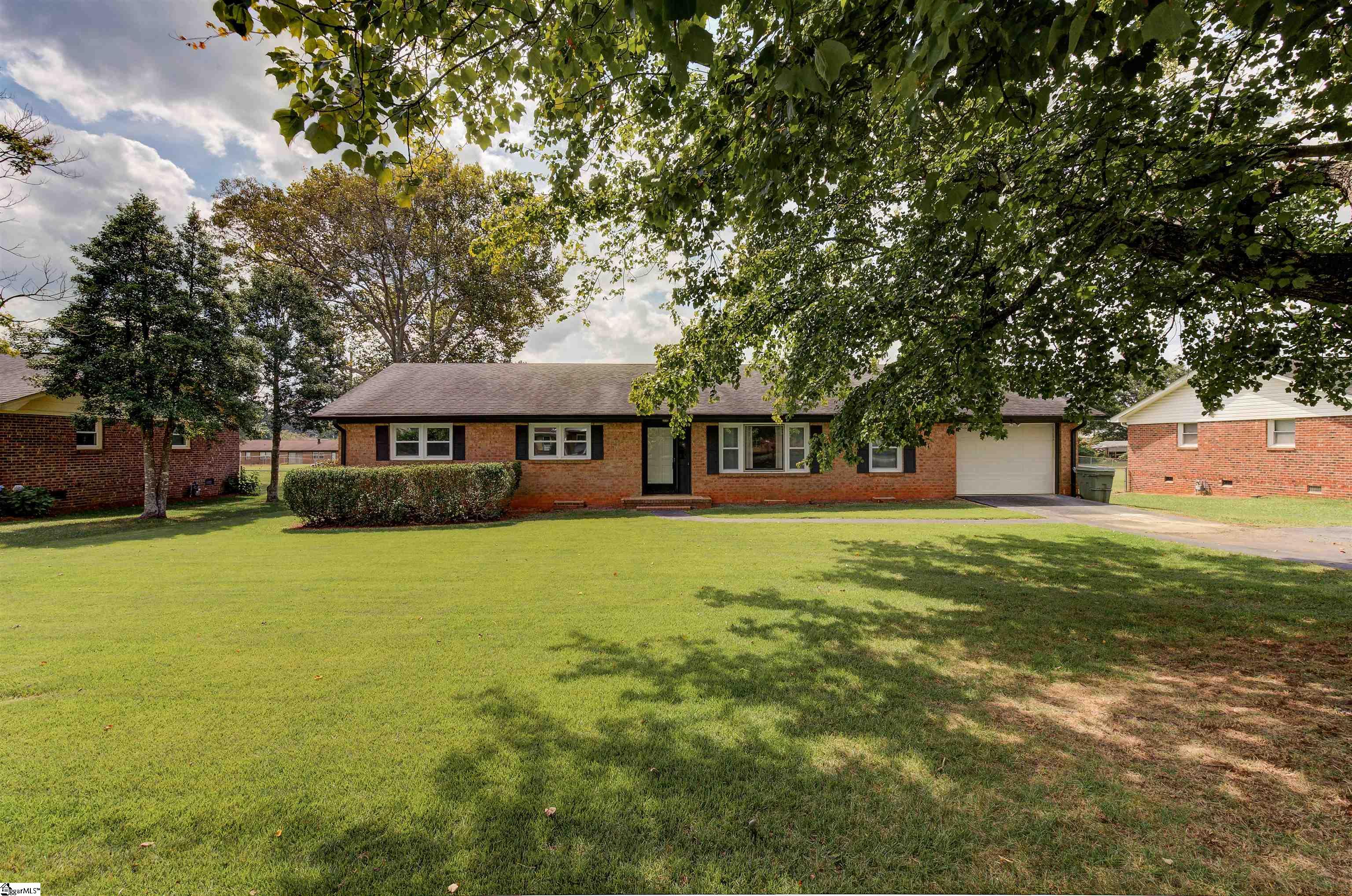 460 Bishop Road, Mauldin SC 29662