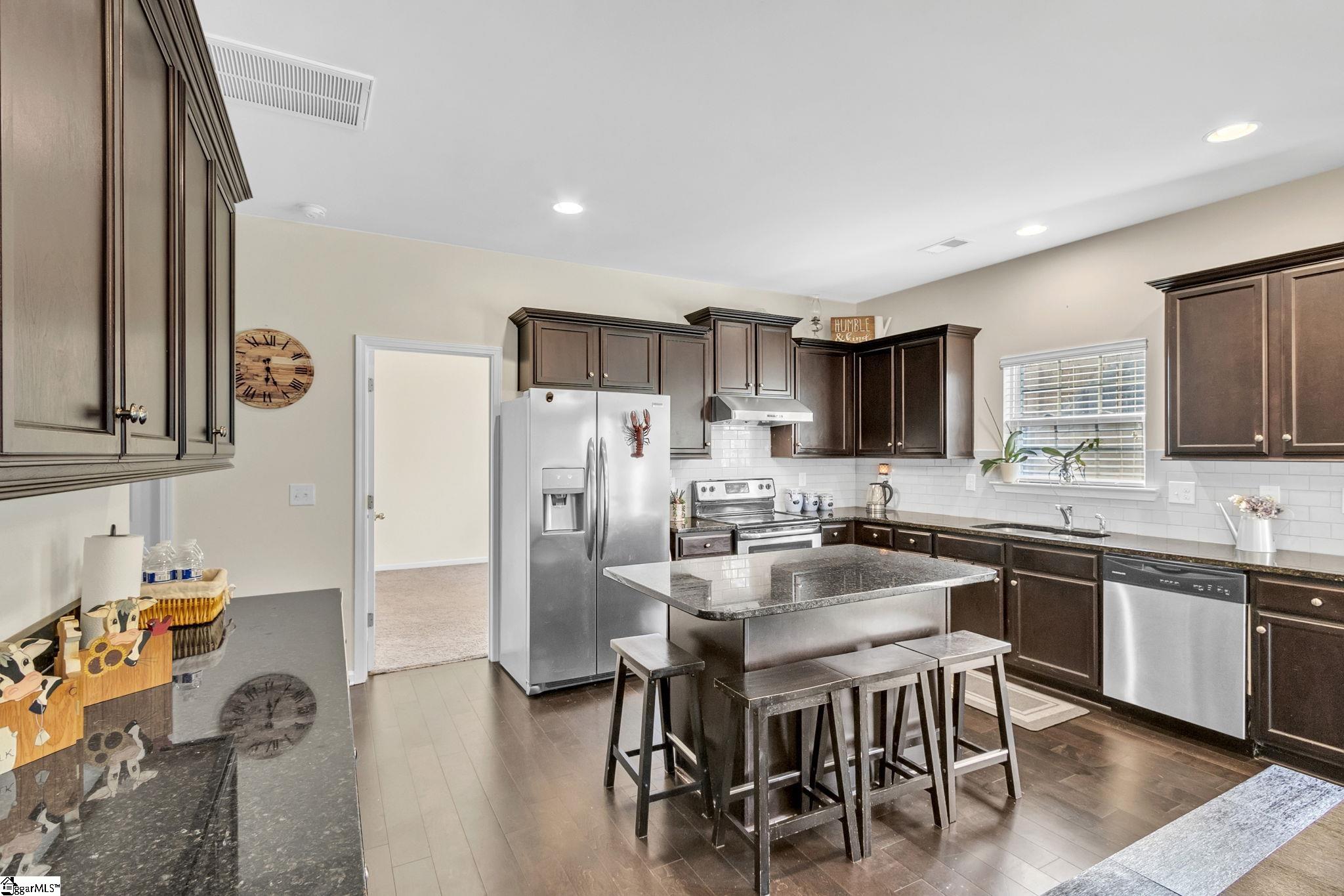 109 Hartwood Lake