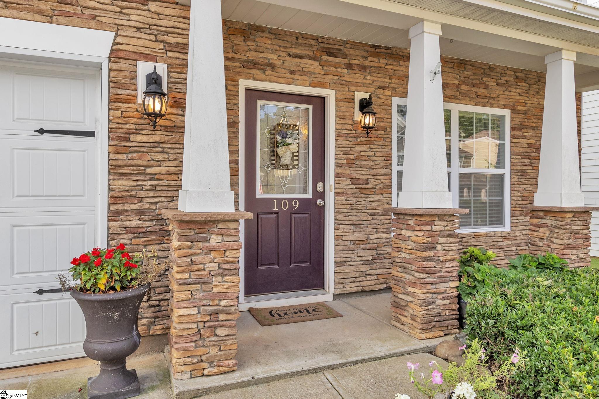 109 Hartwood Lake