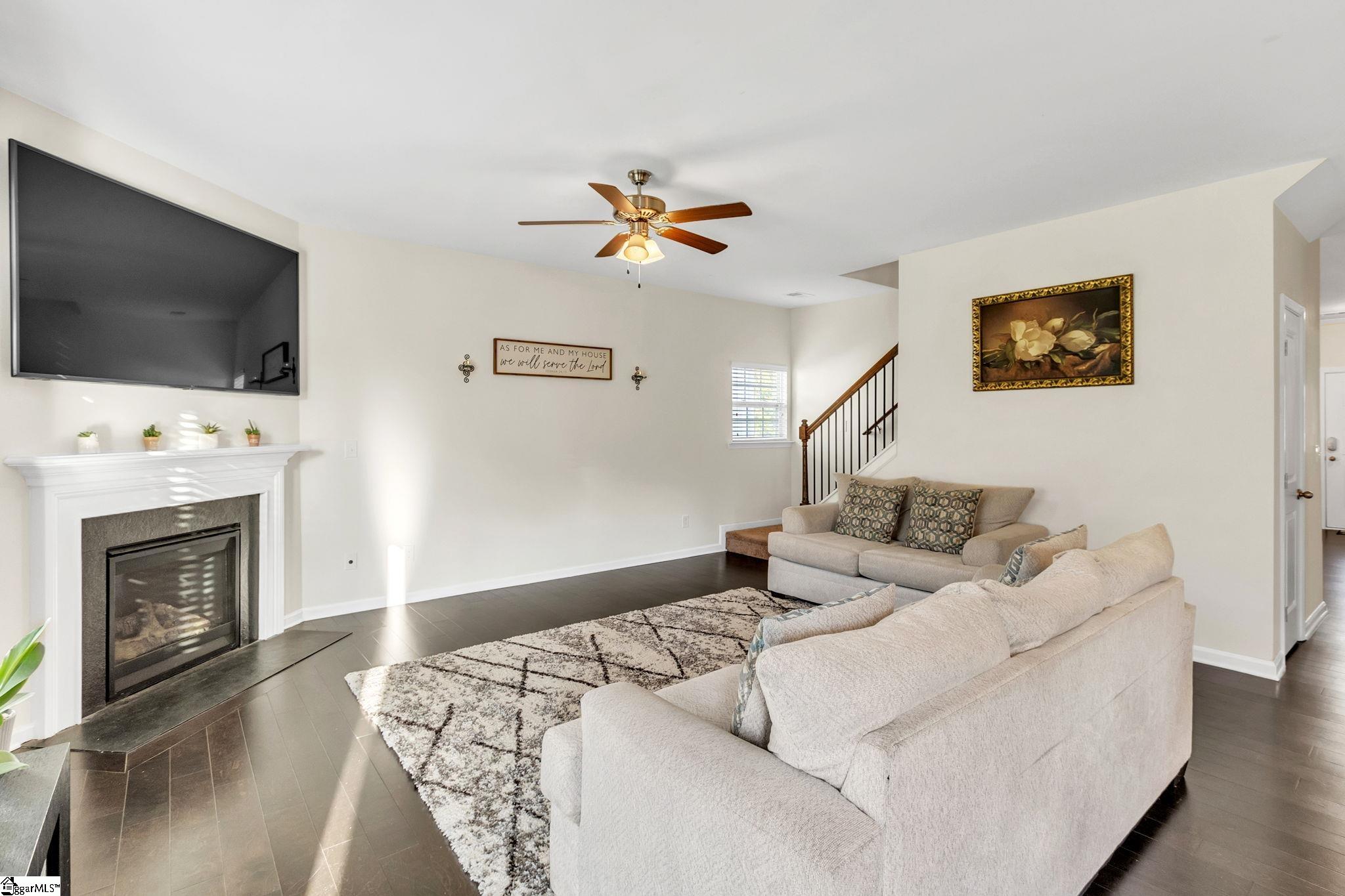 109 Hartwood Lake
