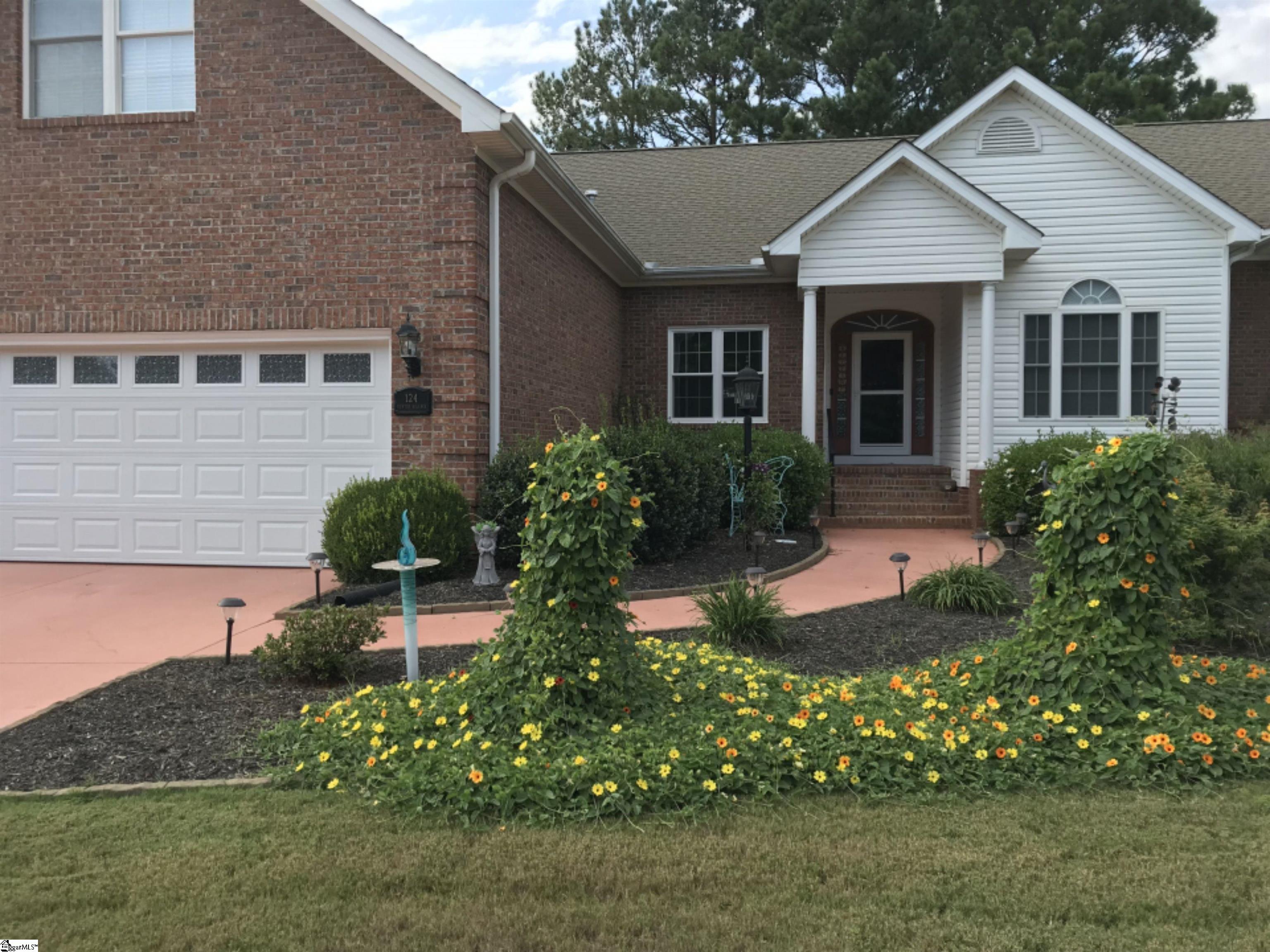 124 Hunters Village Drive, Greenwood SC 29649
