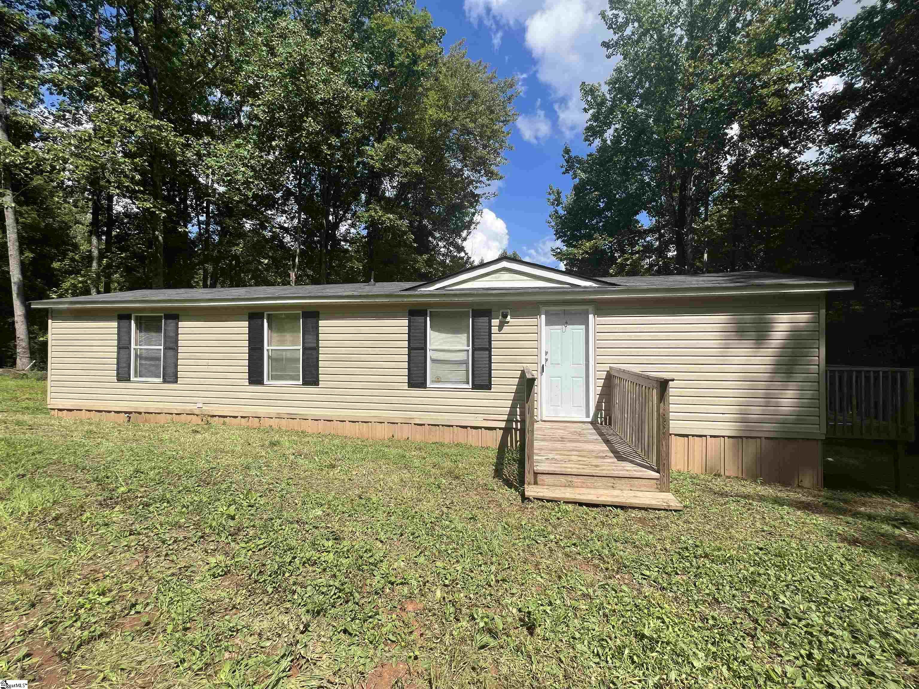 180 Dry Lake Road, Cleveland SC 29635