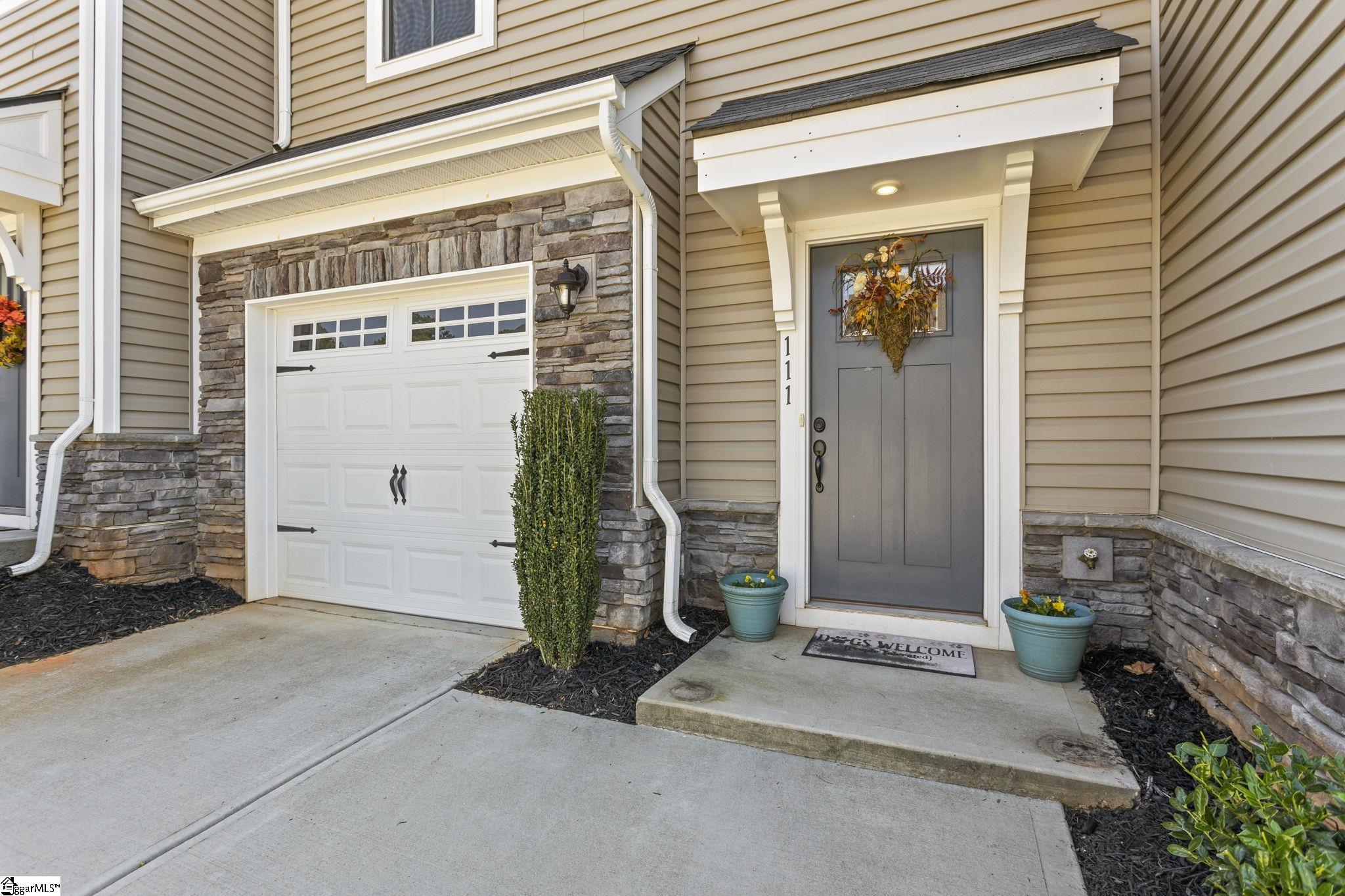111 Lilywood Court, Simpsonville SC 29681