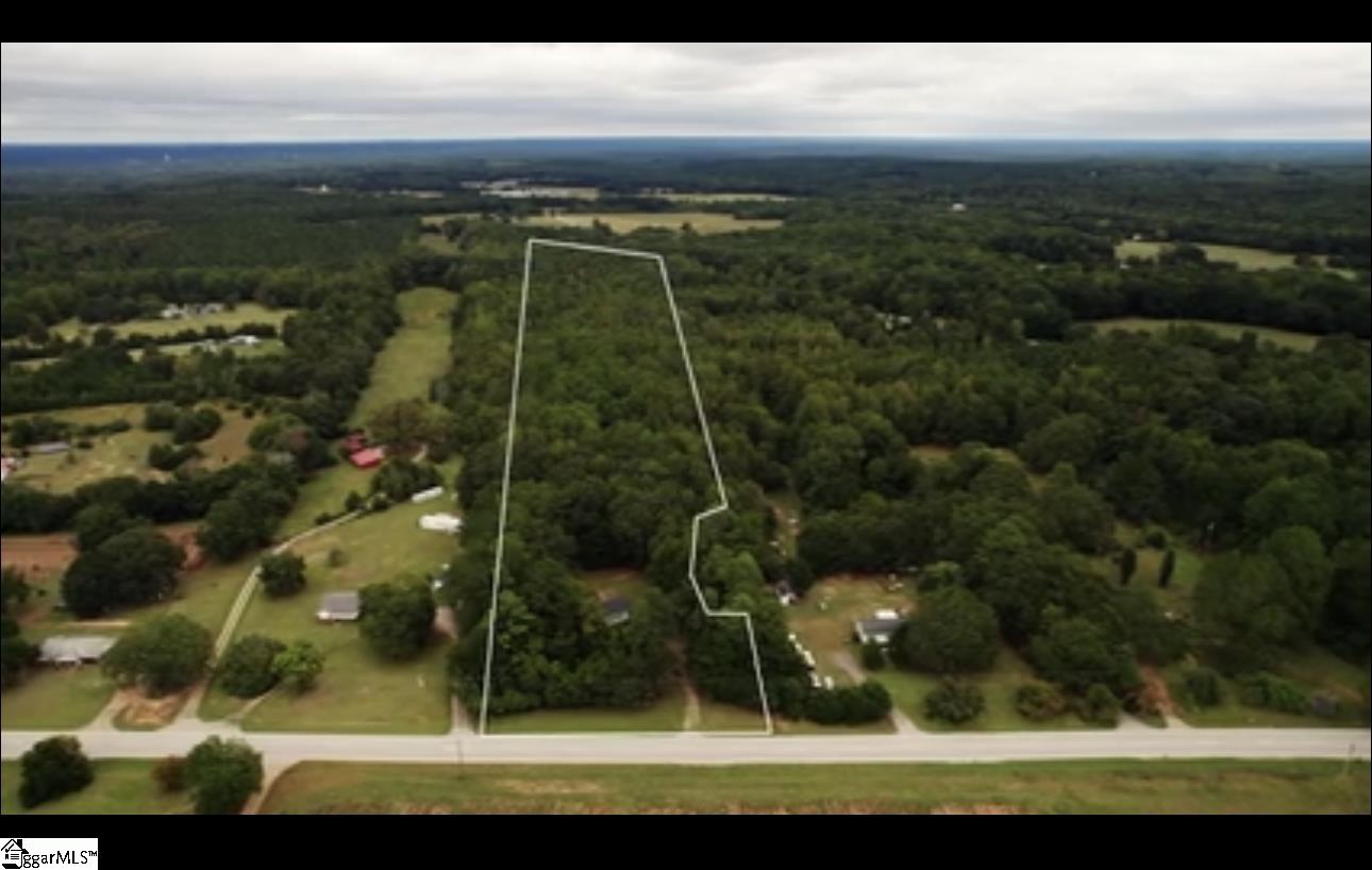 8451 Cross Anchor Road, Enoree SC 29335