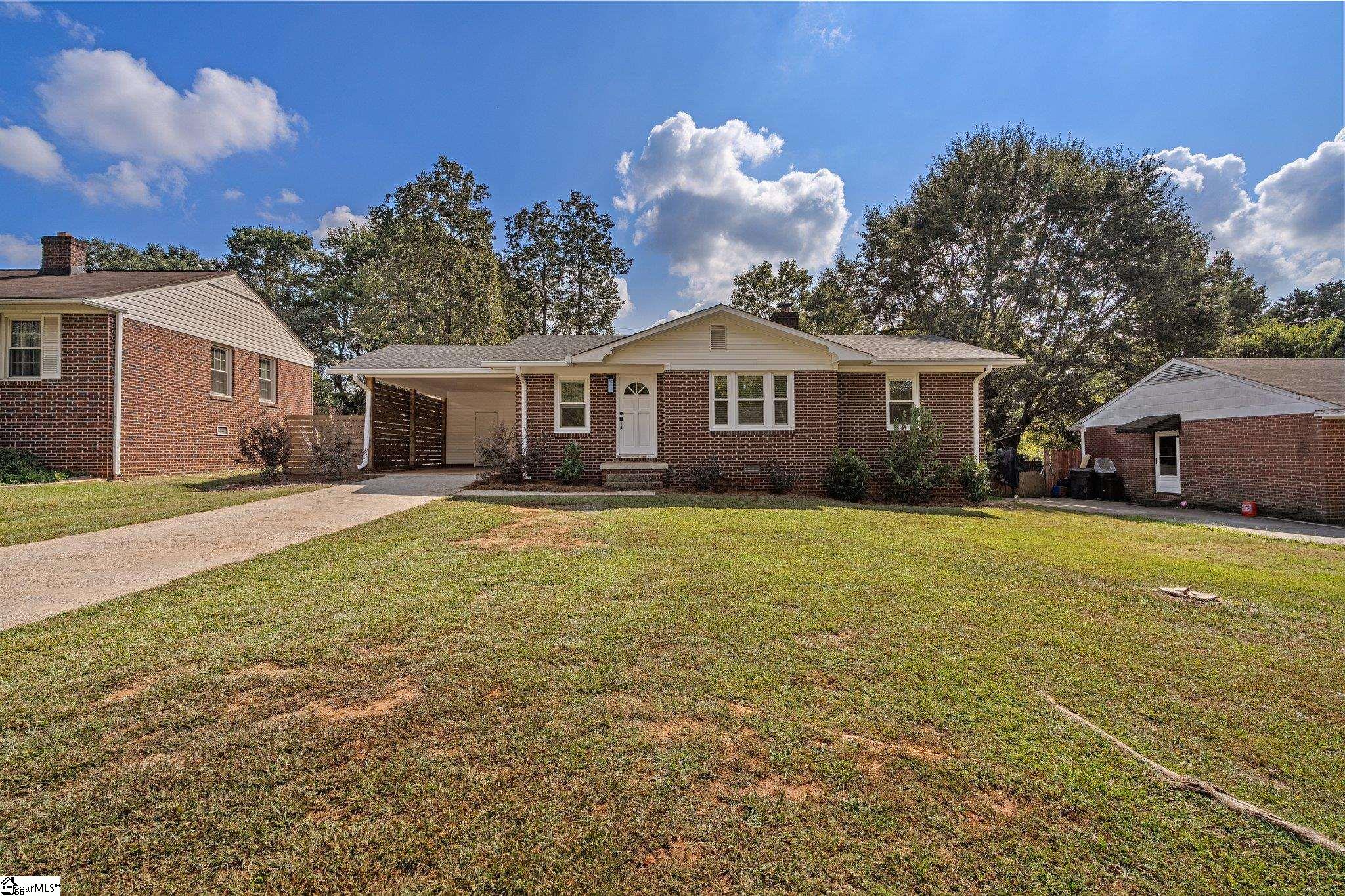 117 Farmington Road, Greenville SC 29605