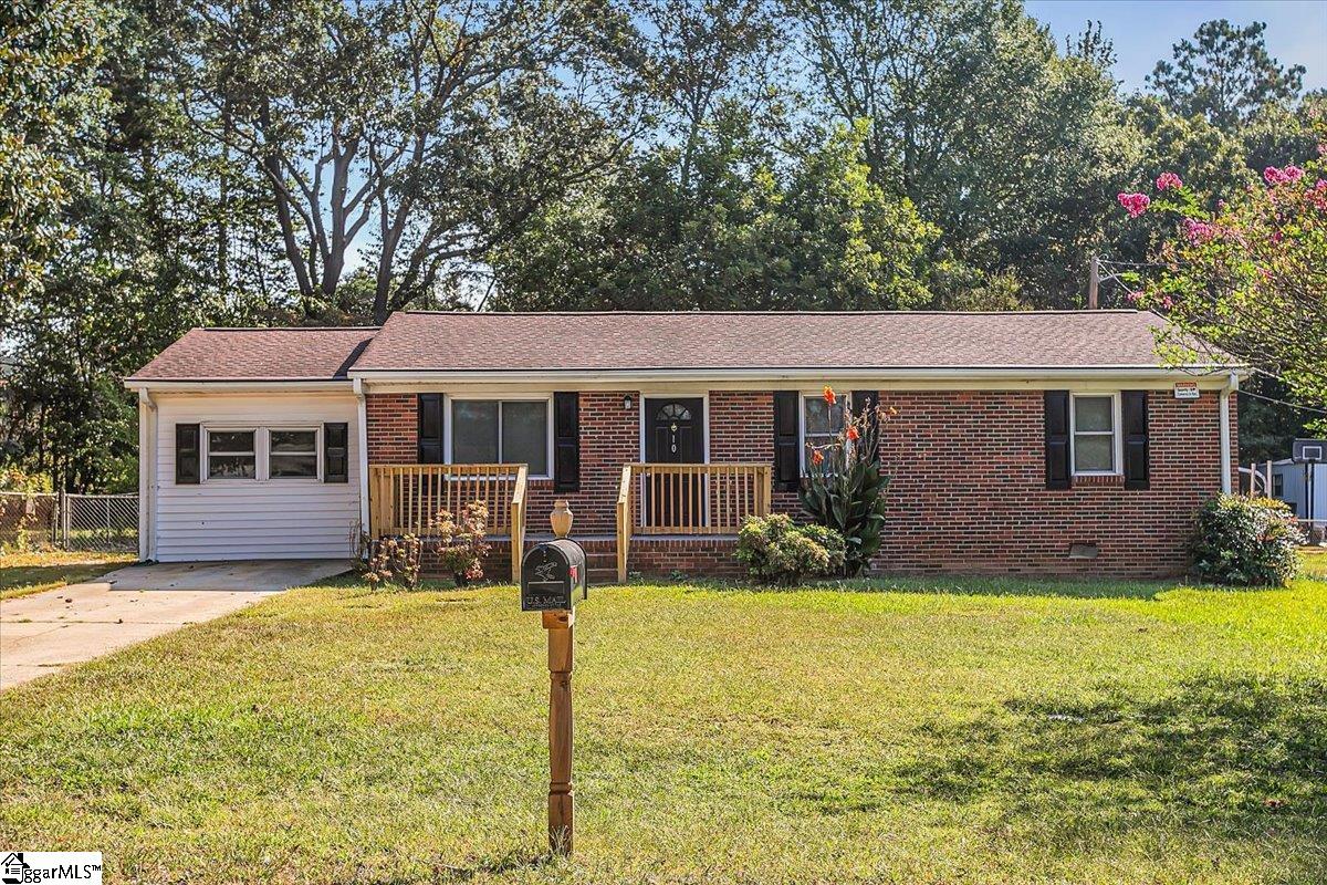 10 Blossom Drive, Greenville SC 29605