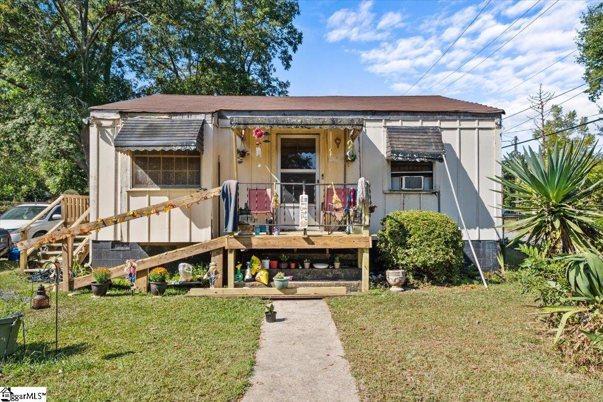 1600 Meadow Brook Circle, Anderson SC 29624-3327