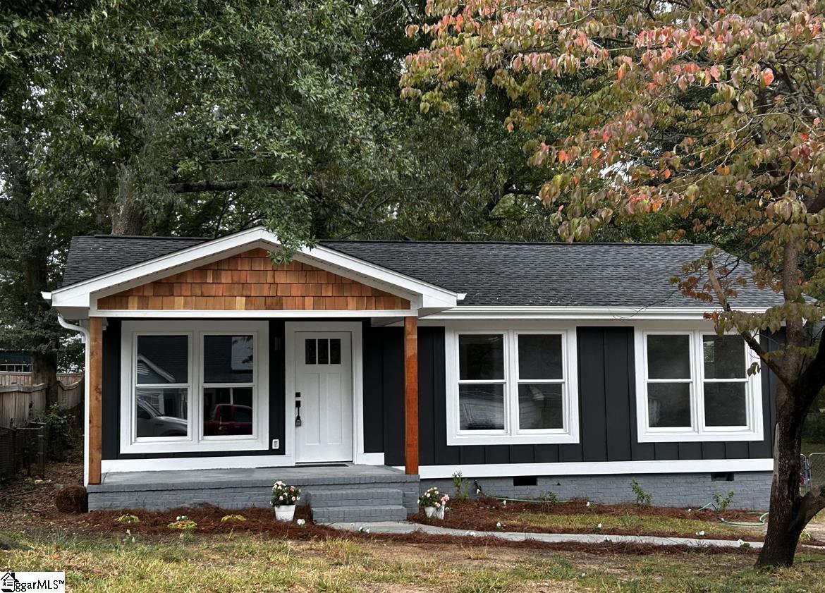 207 Briarcliff Drive, Greenville SC 29607