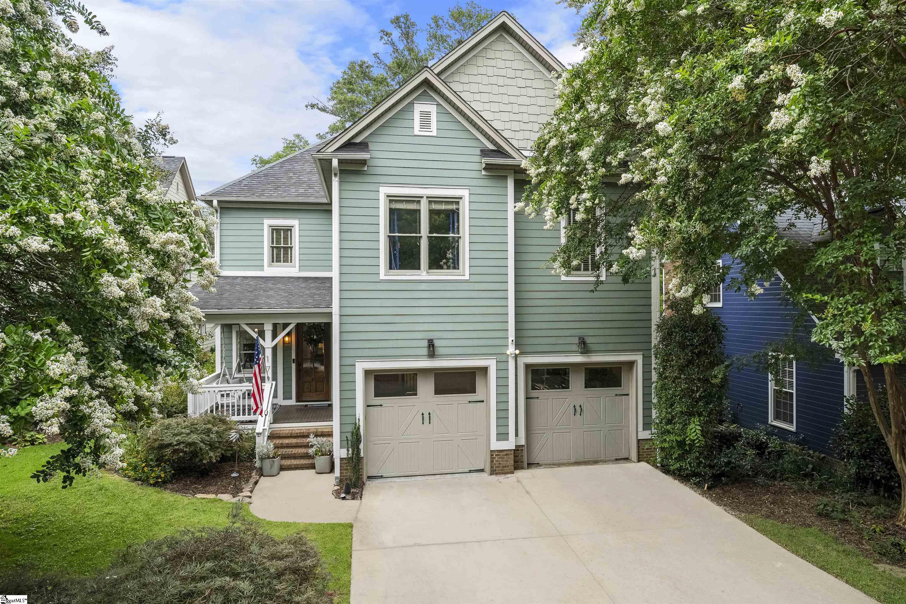 17 Oak Crest Court, Greenville SC 29605