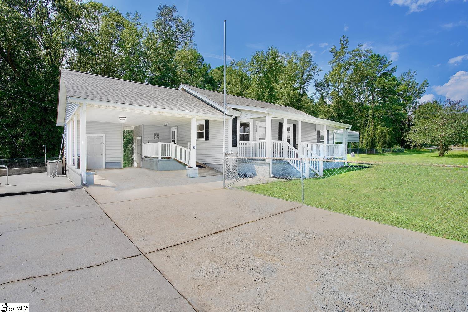 194 Buzhardt Road, Ware Shoals SC 29692