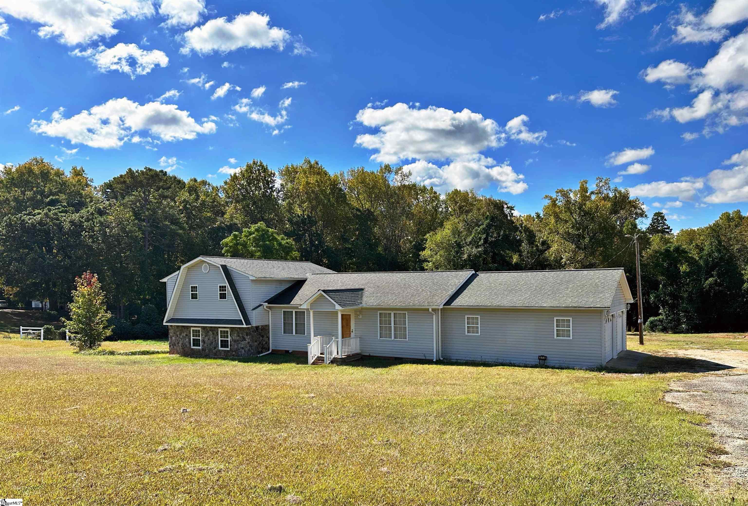 274 Canaan Church Road, Spartanburg SC 29306