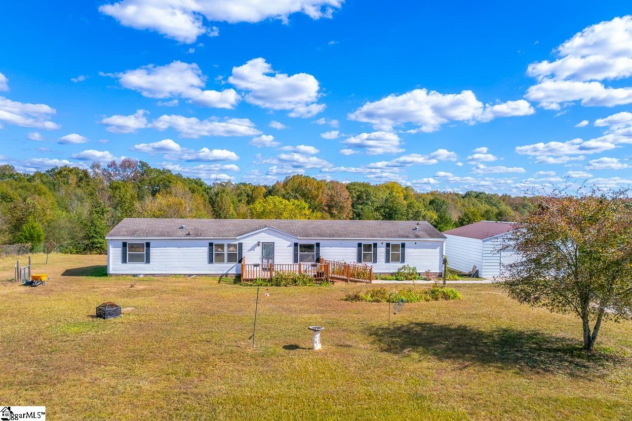 393 Durbin Meadows Road, Fountain Inn SC 29644