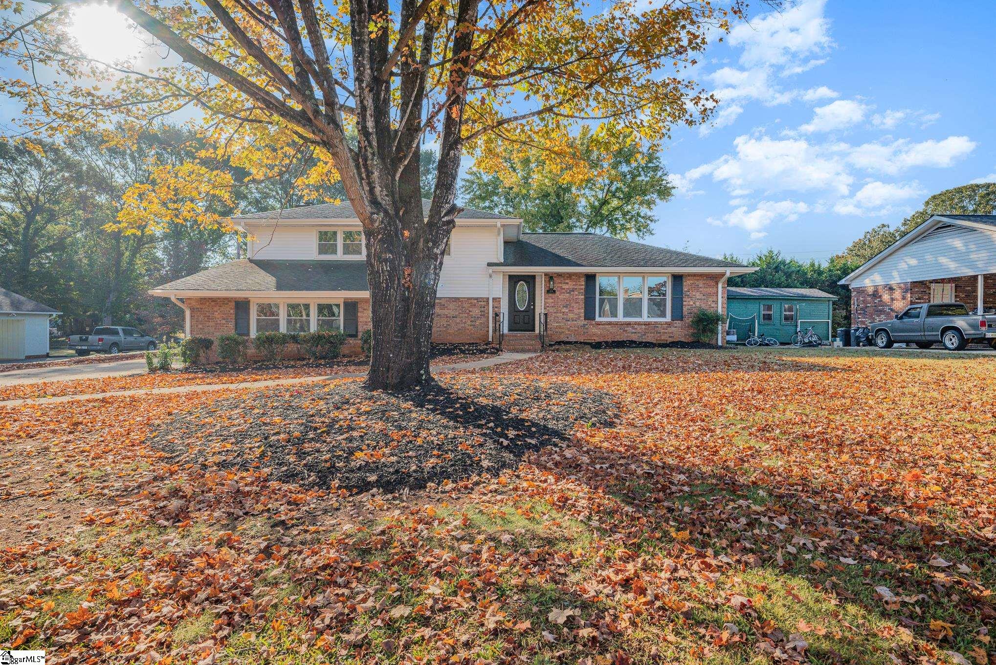 404 Lowndes Drive, Spartanburg SC 29307