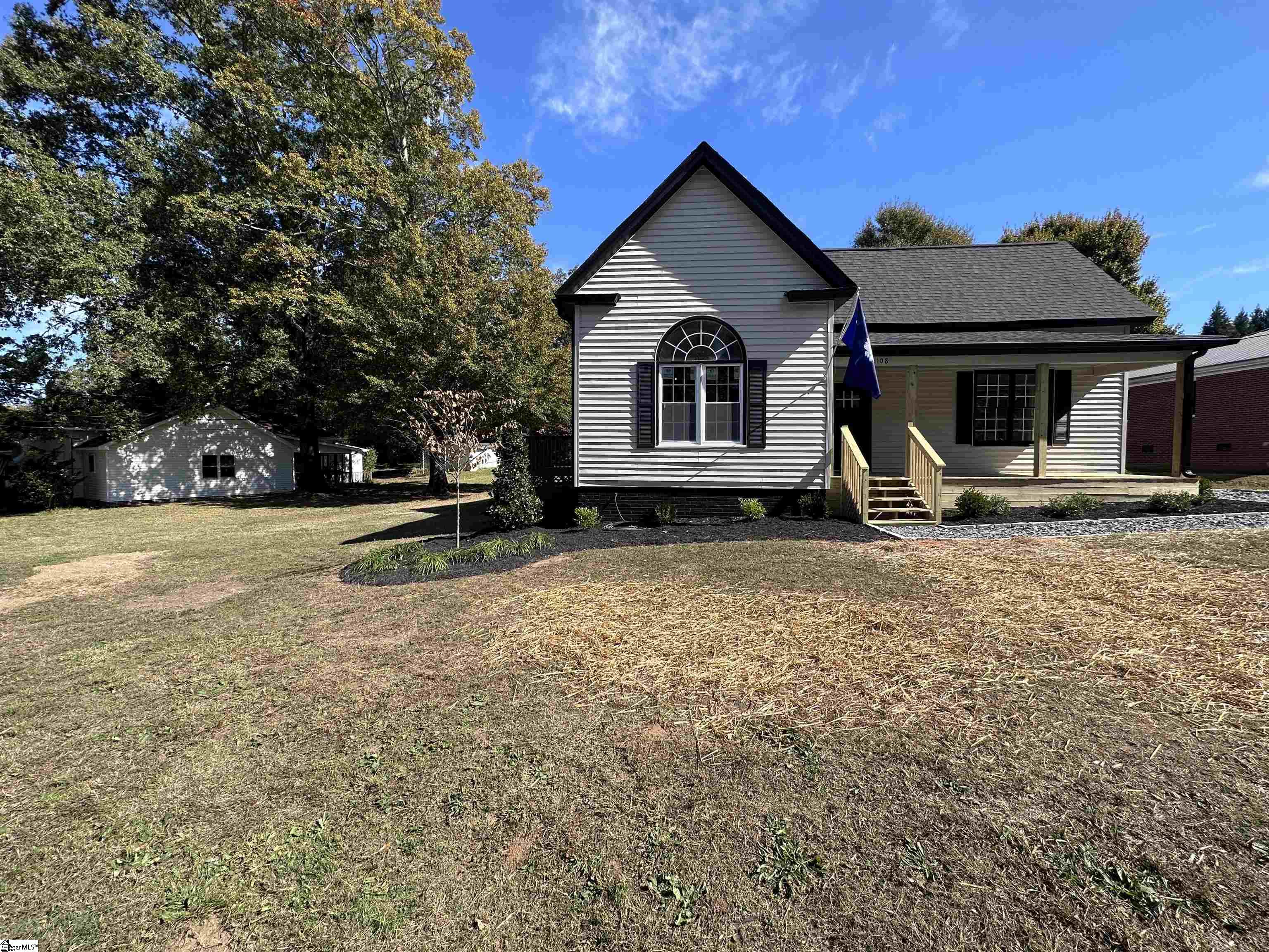 108 N Palmetto Street, Liberty SC 29657