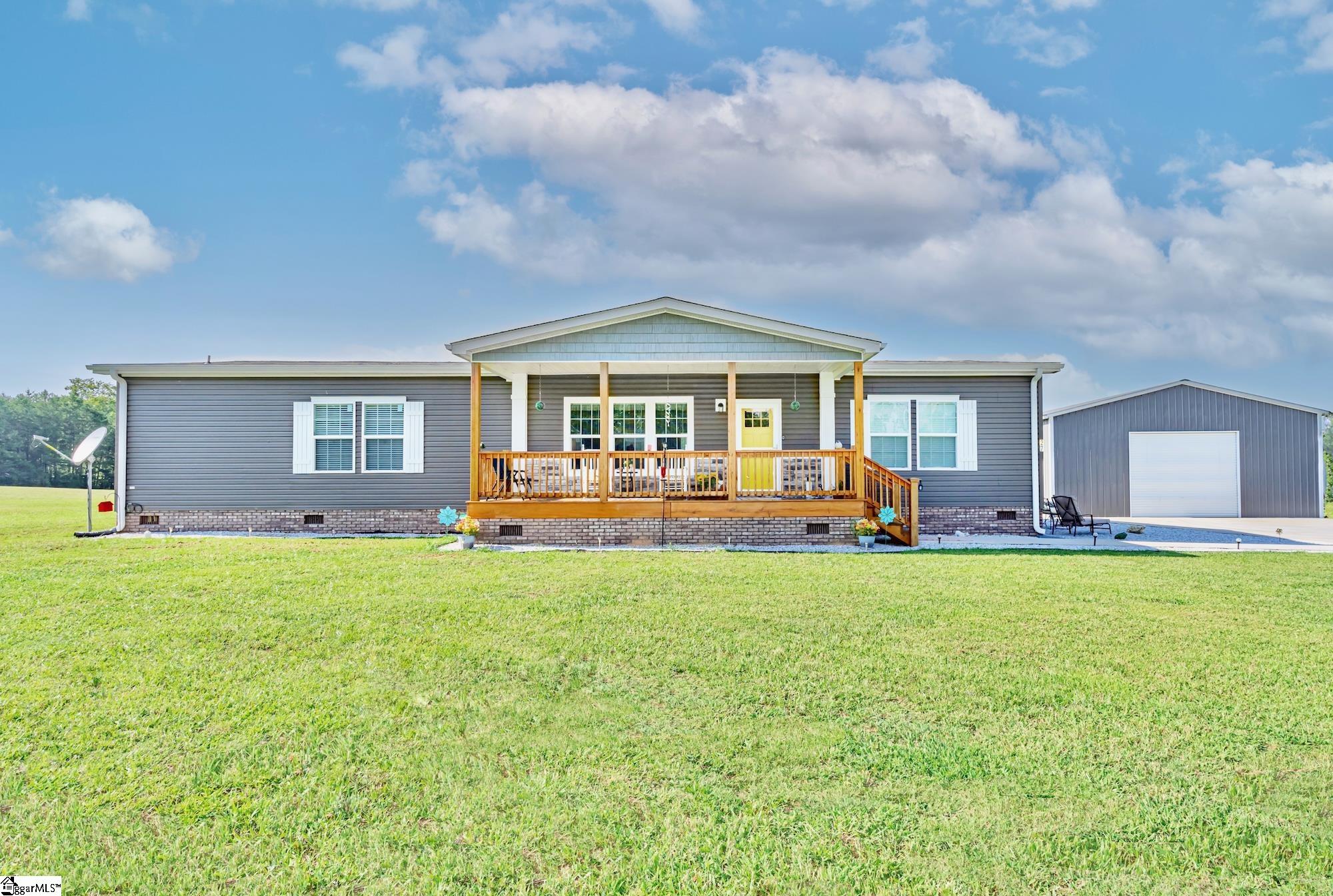 27 Vaughn Road, Ware Shoals SC 29692