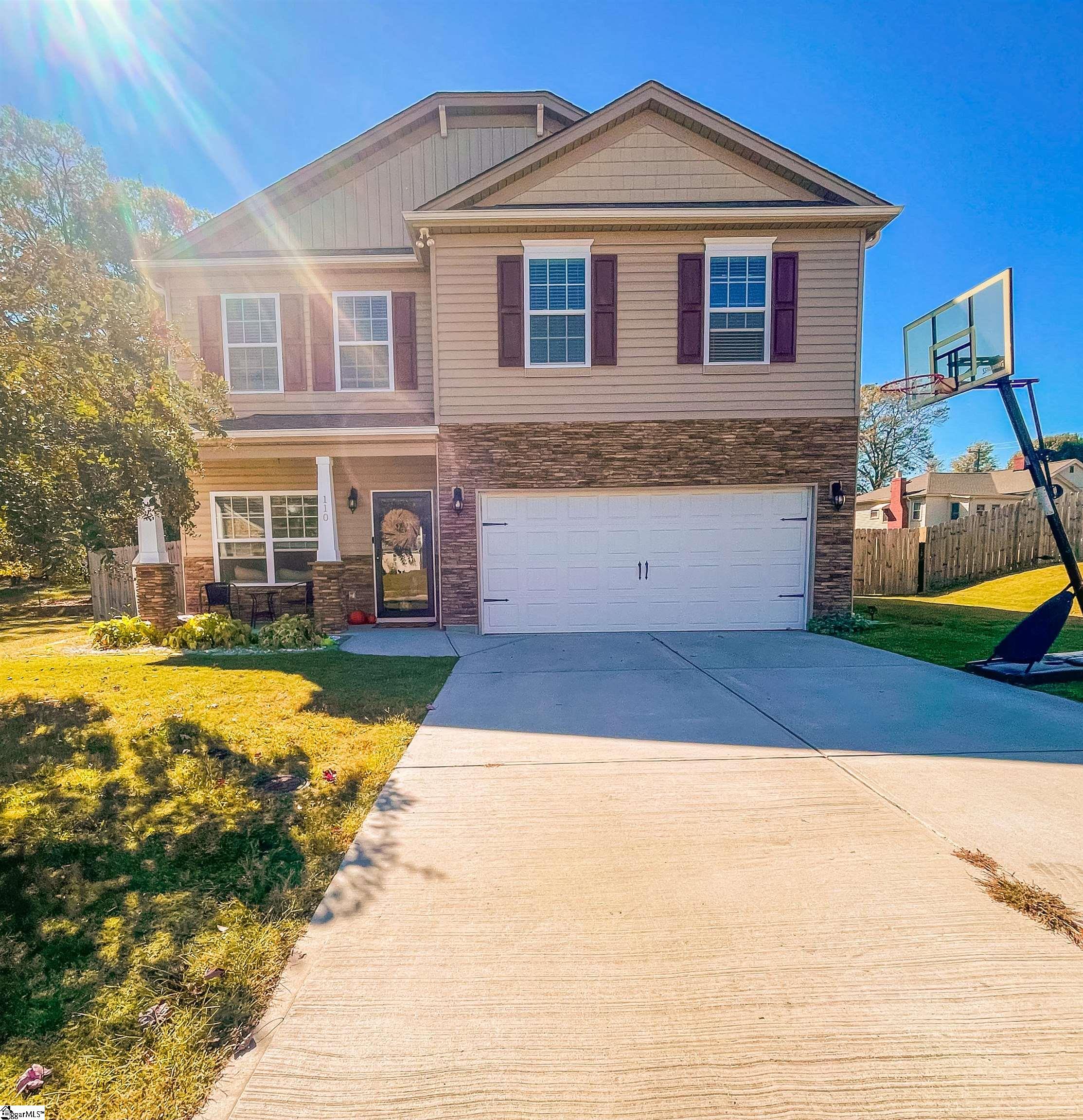 110 Addlestone Circle, Fountain Inn SC 29644