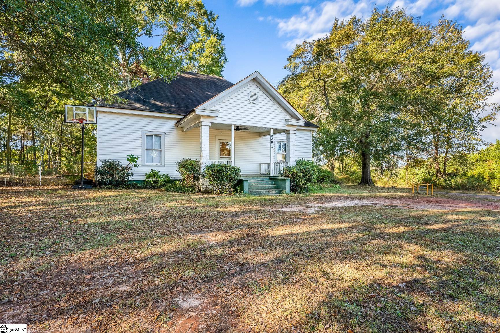 1301 Breazeale Road, Belton SC 29627