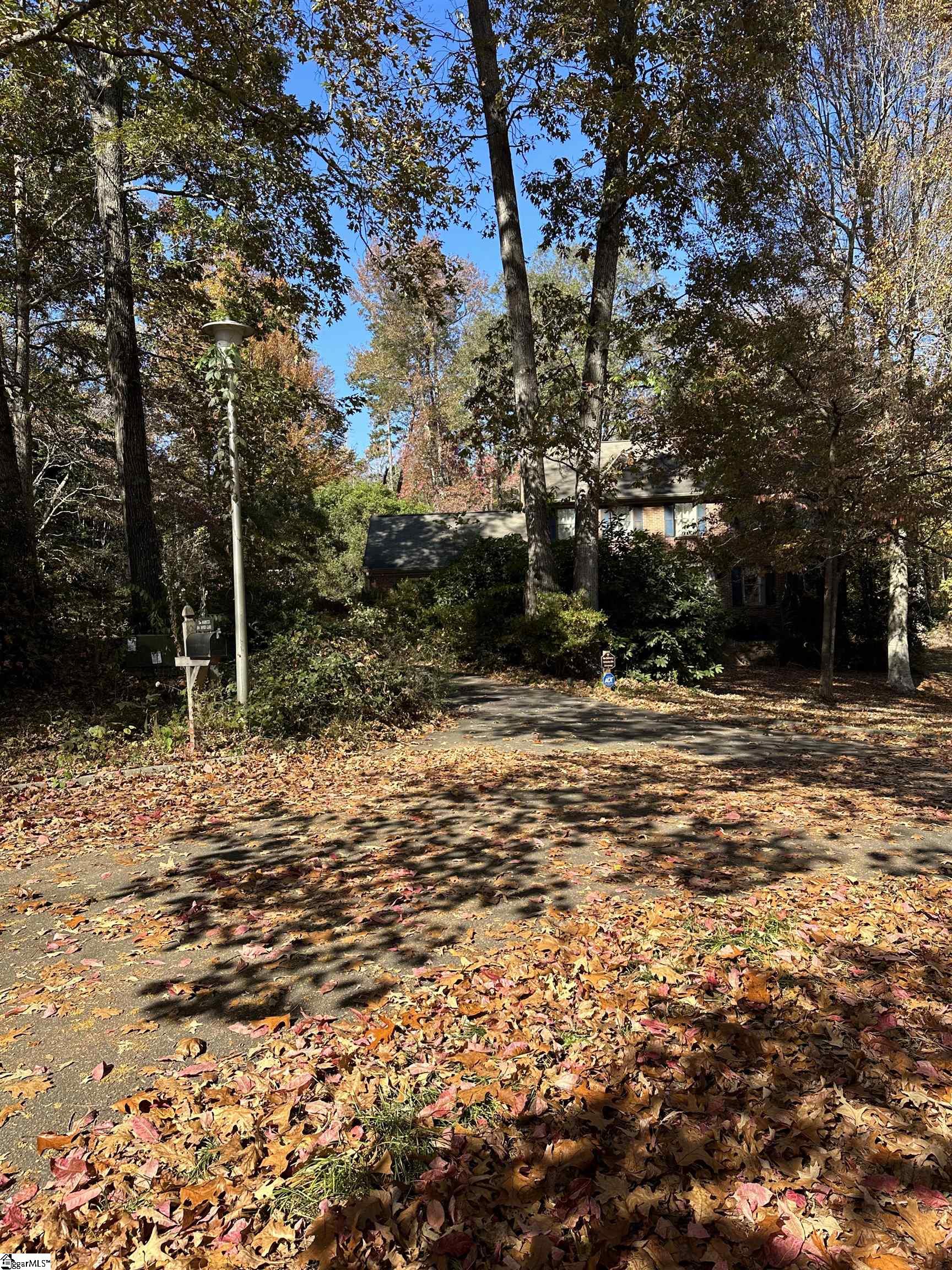 105 Dover Close, Easley SC 29640