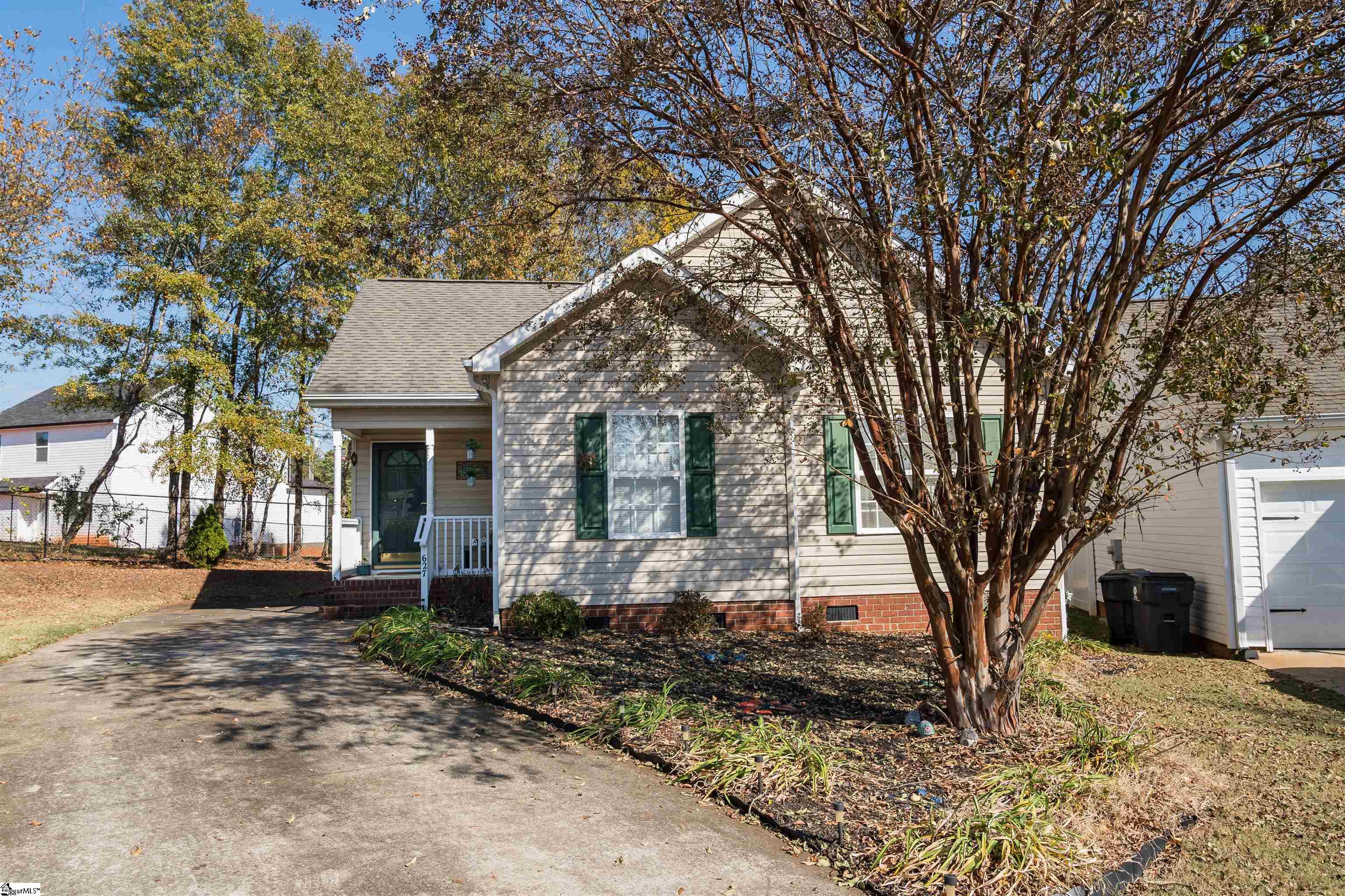 627 Ezra Court, Inman SC 29349