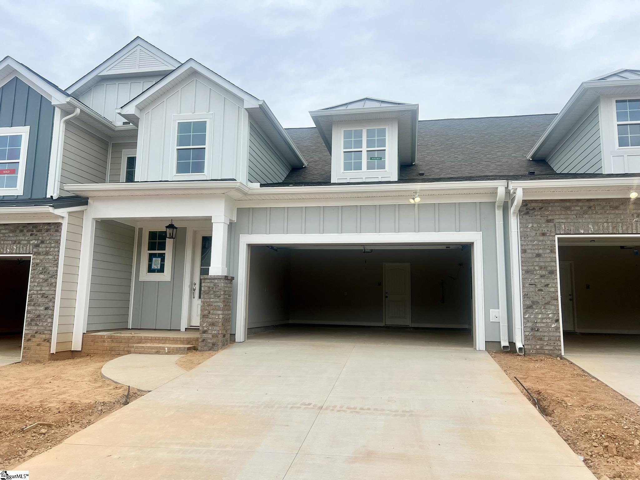 8 Hensley Road, Greenville SC 29607
