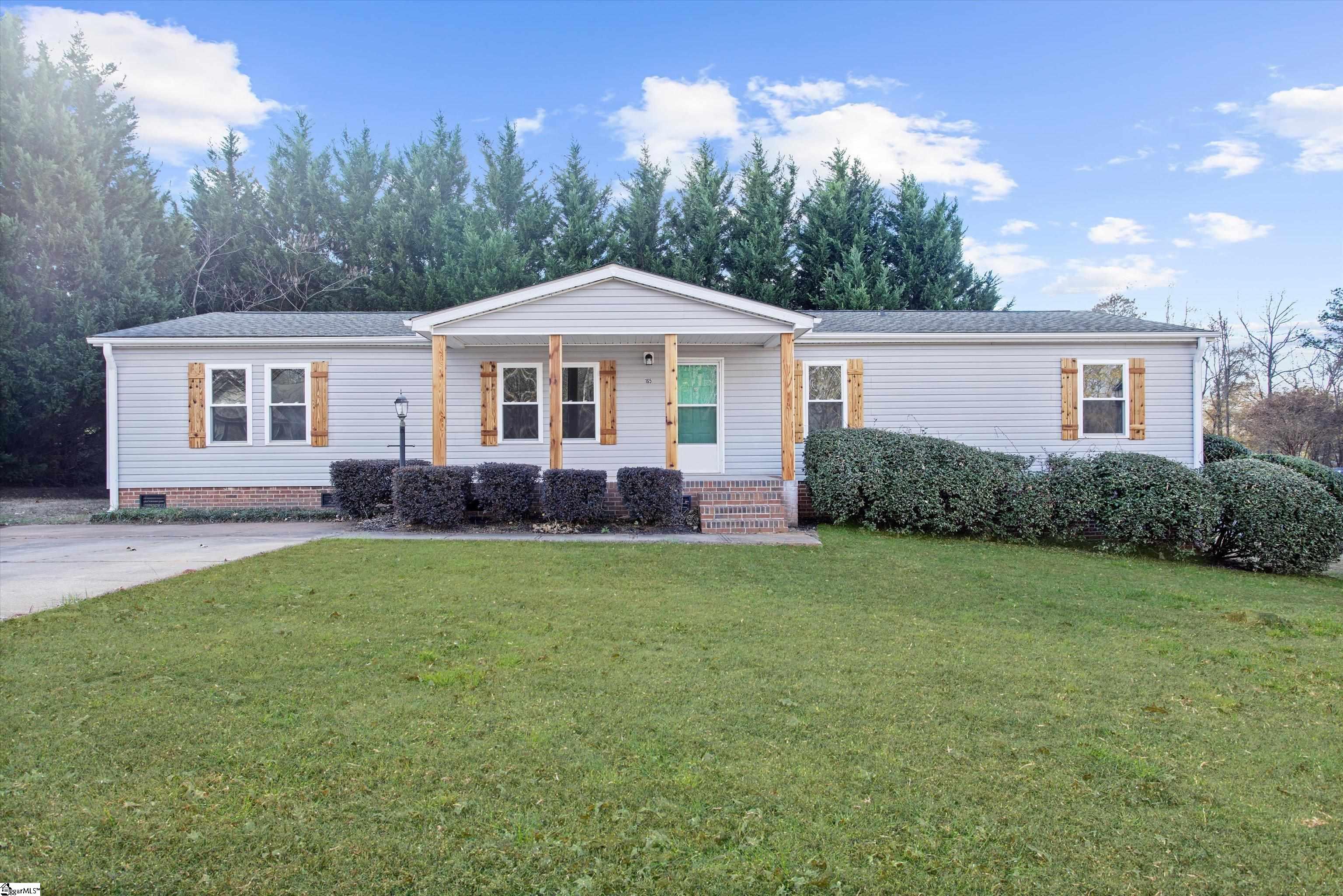 165 Falcon Ridge Drive, Boiling Springs SC 29316