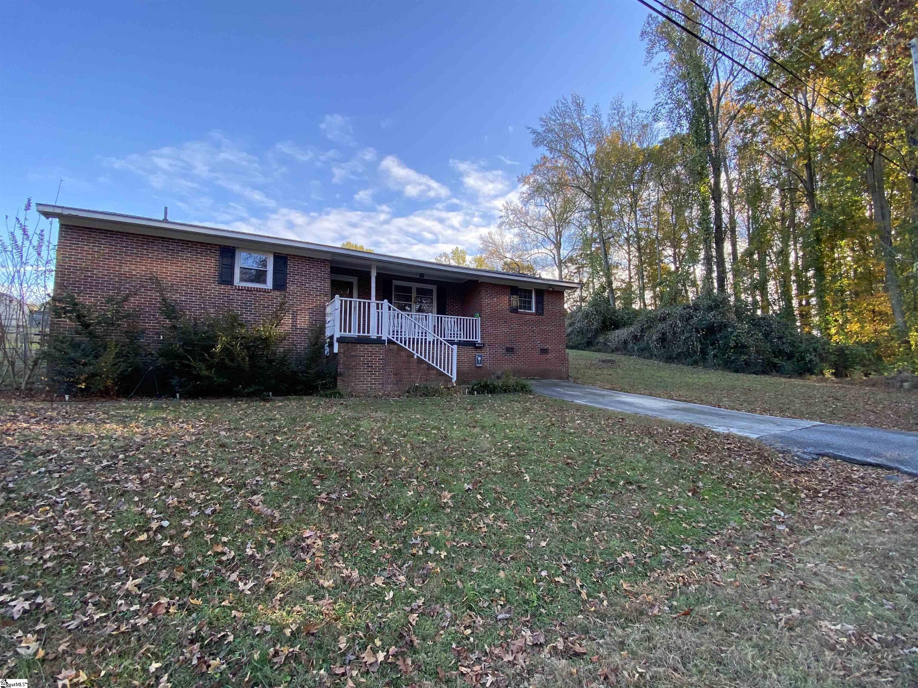 109 Fred Street, Clinton SC 29325