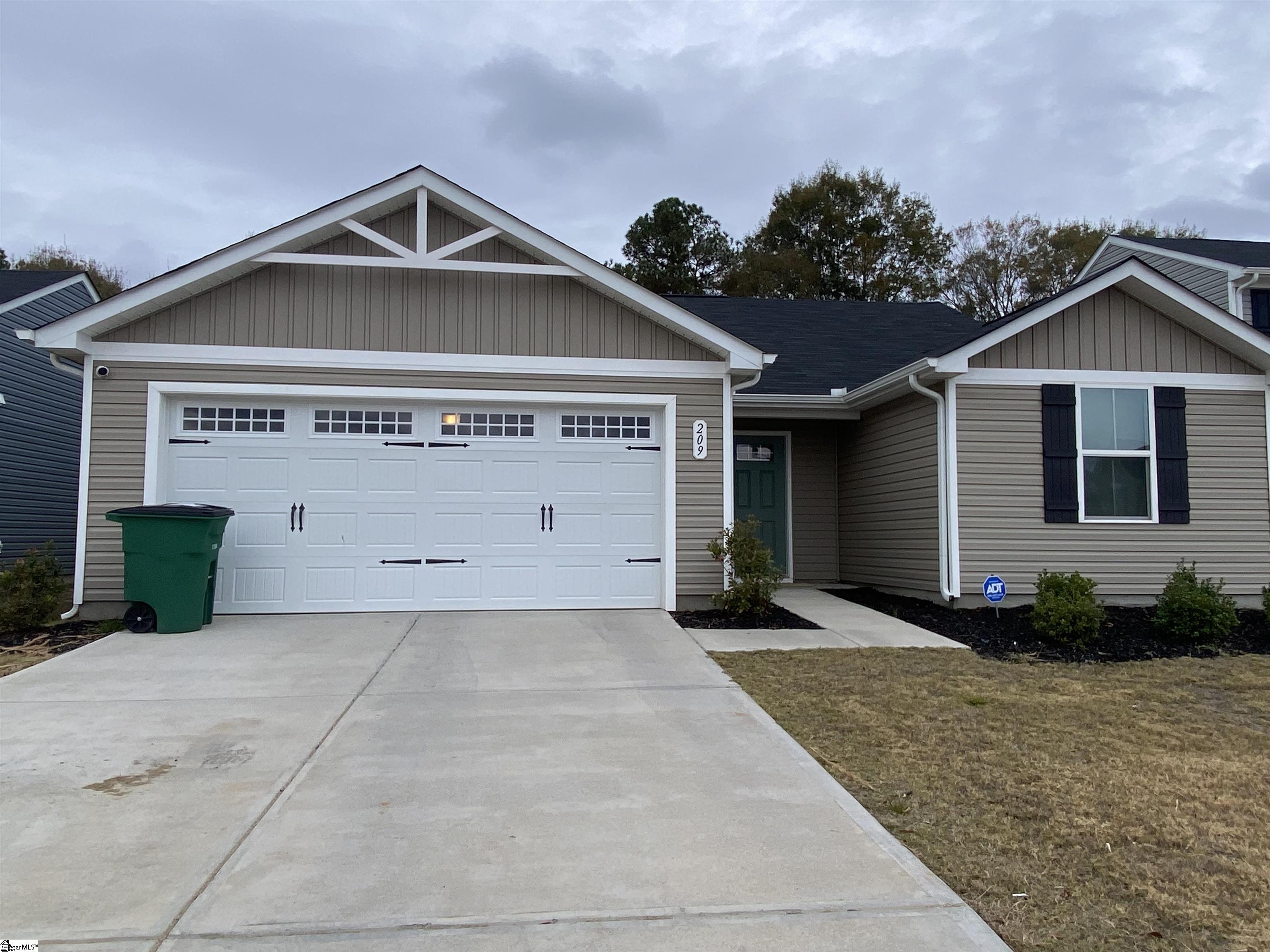 209 Creighton Ridge Drive, Clinton SC 29325