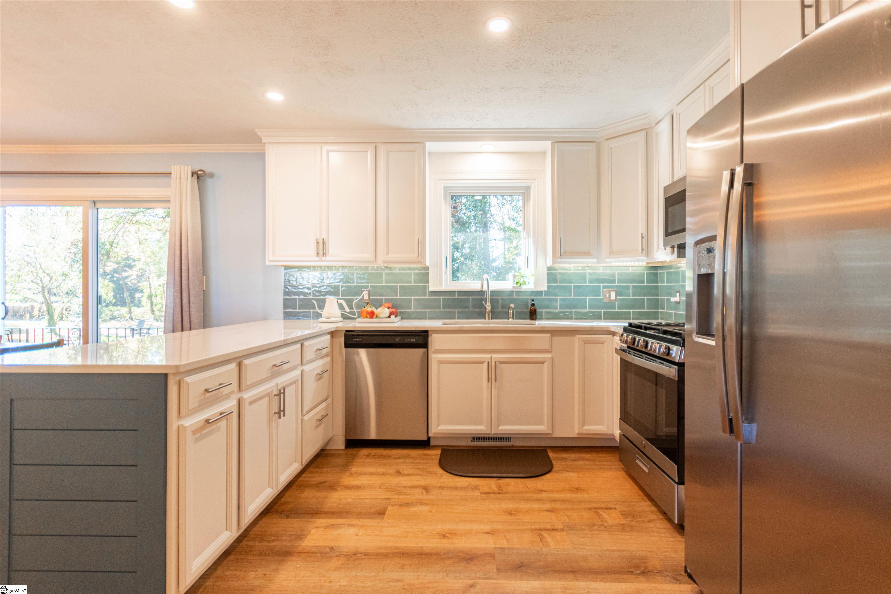 116 E Hill Drive Easley, SC 29640