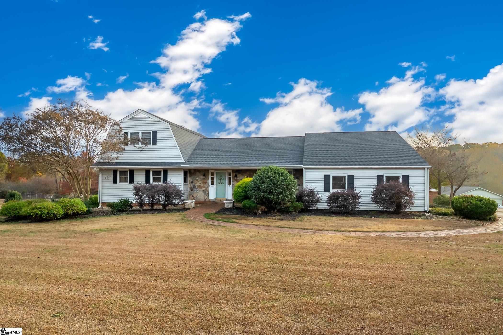 200 Green Leaf Drive Piedmont, SC 29673