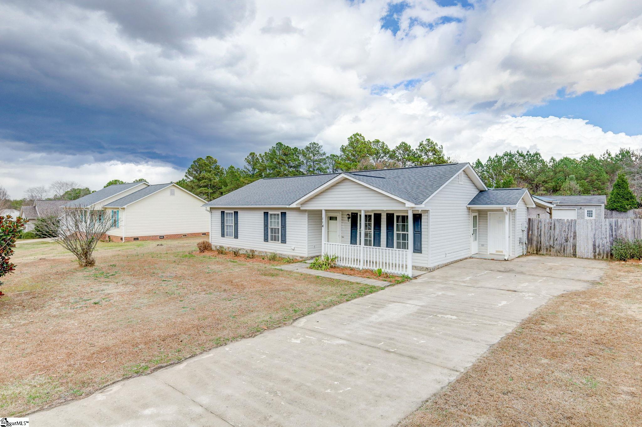 114 Plumcreek Lane, Enoree SC 29335