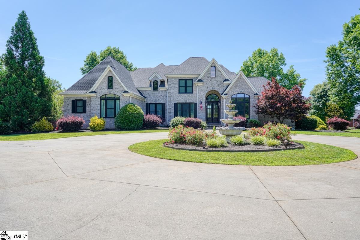 915 Wilkins Road, Inman SC 29349