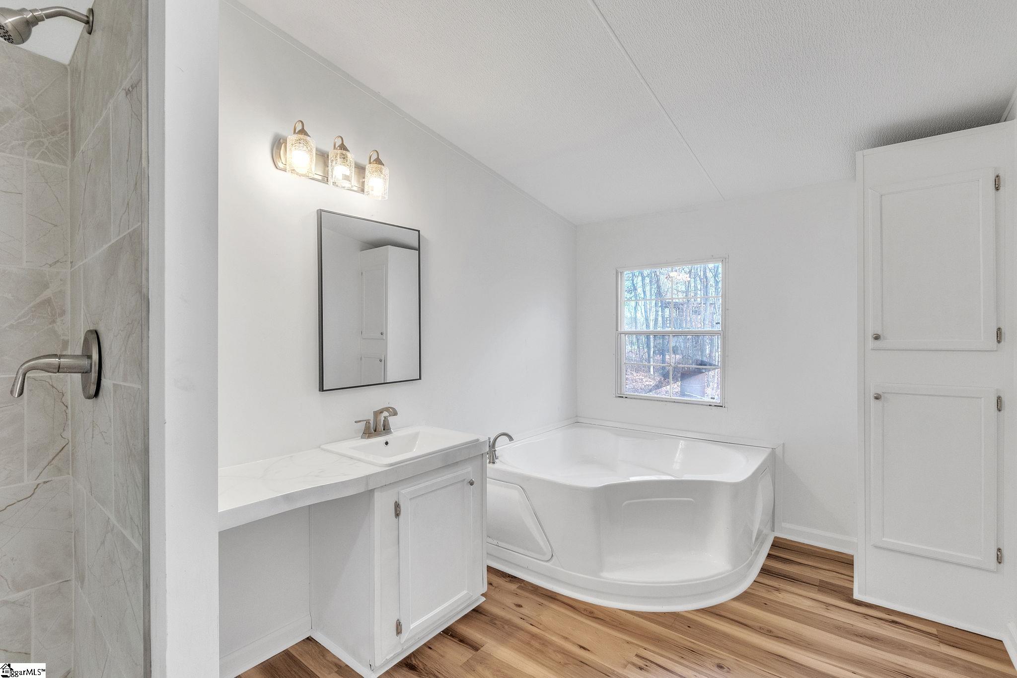 238 Pink dill Mill