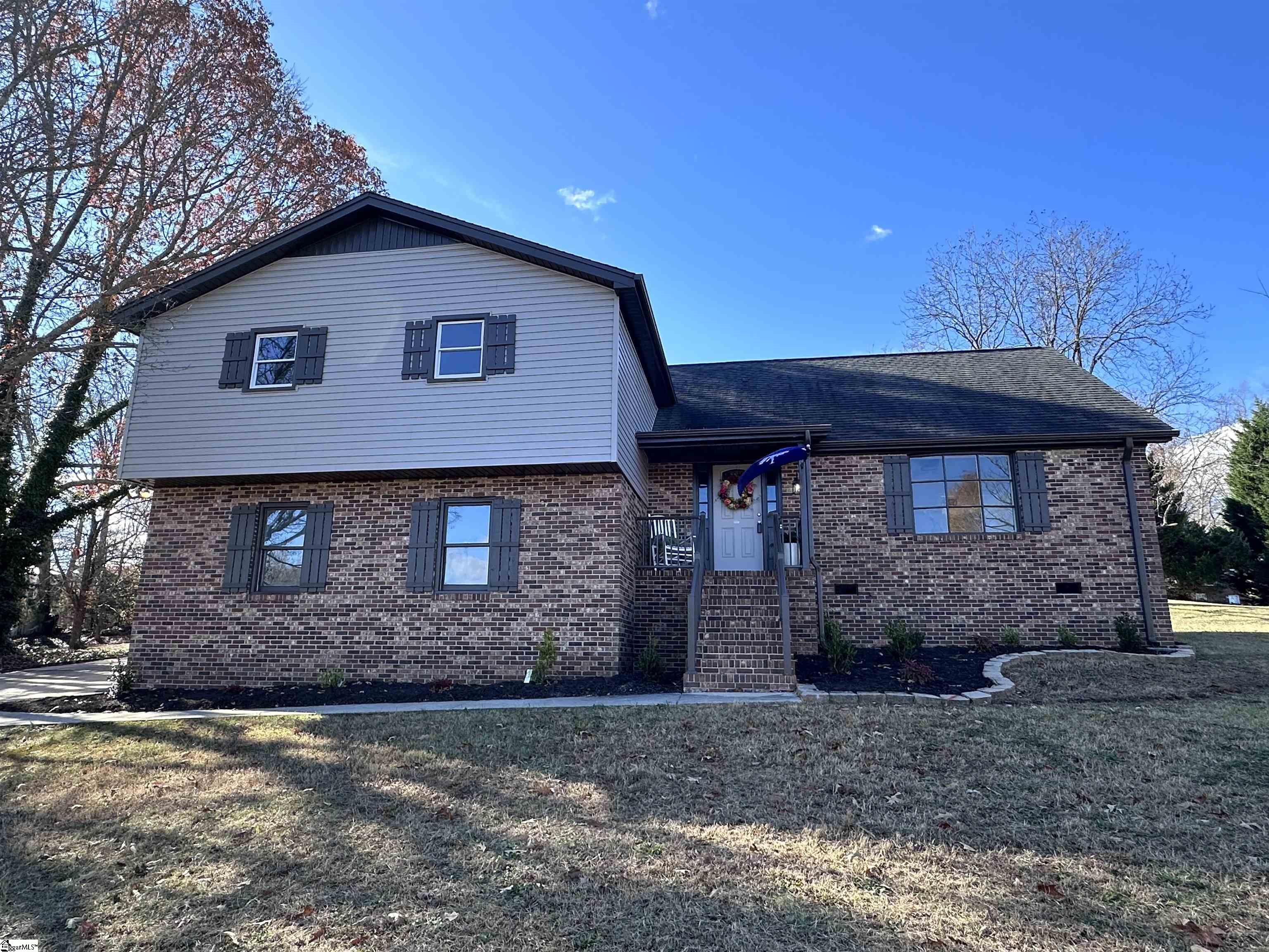 221 Timbrooke Way, Easley SC 29642