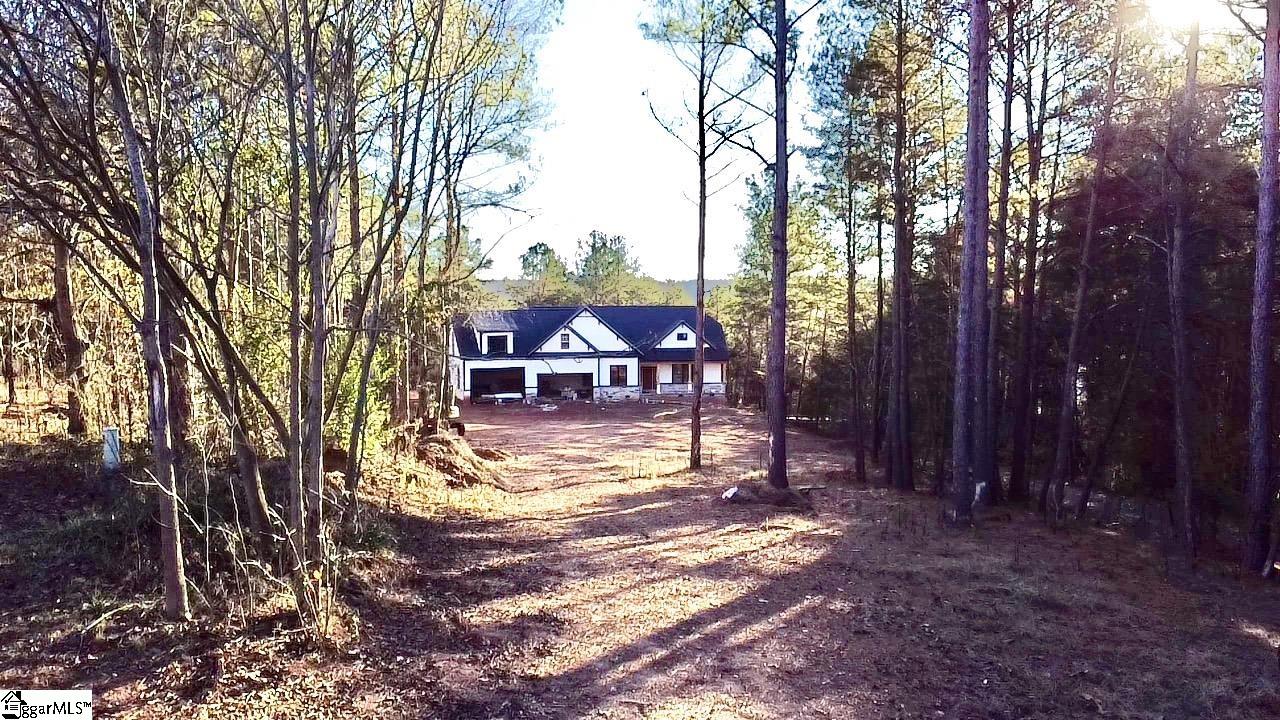 420 Sparkling Waters Lane Chesnee, SC 29323