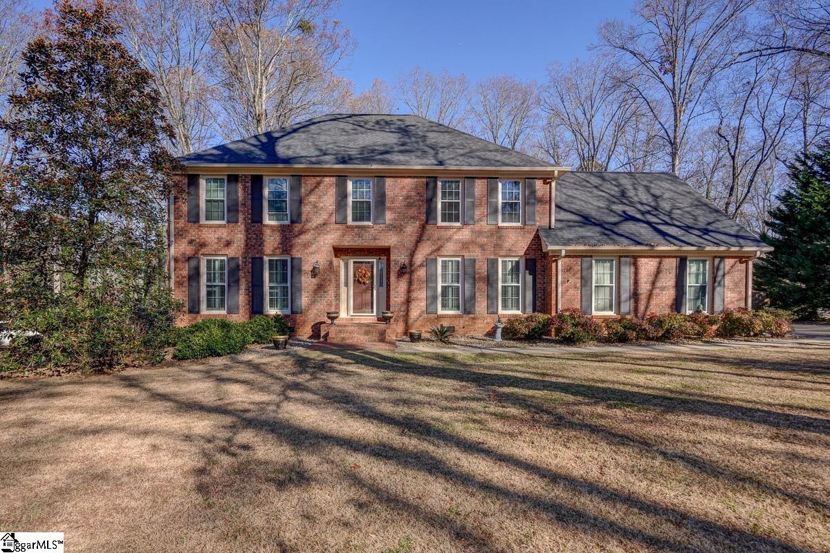 144 Woodridge Drive, Spartanburg SC 29301