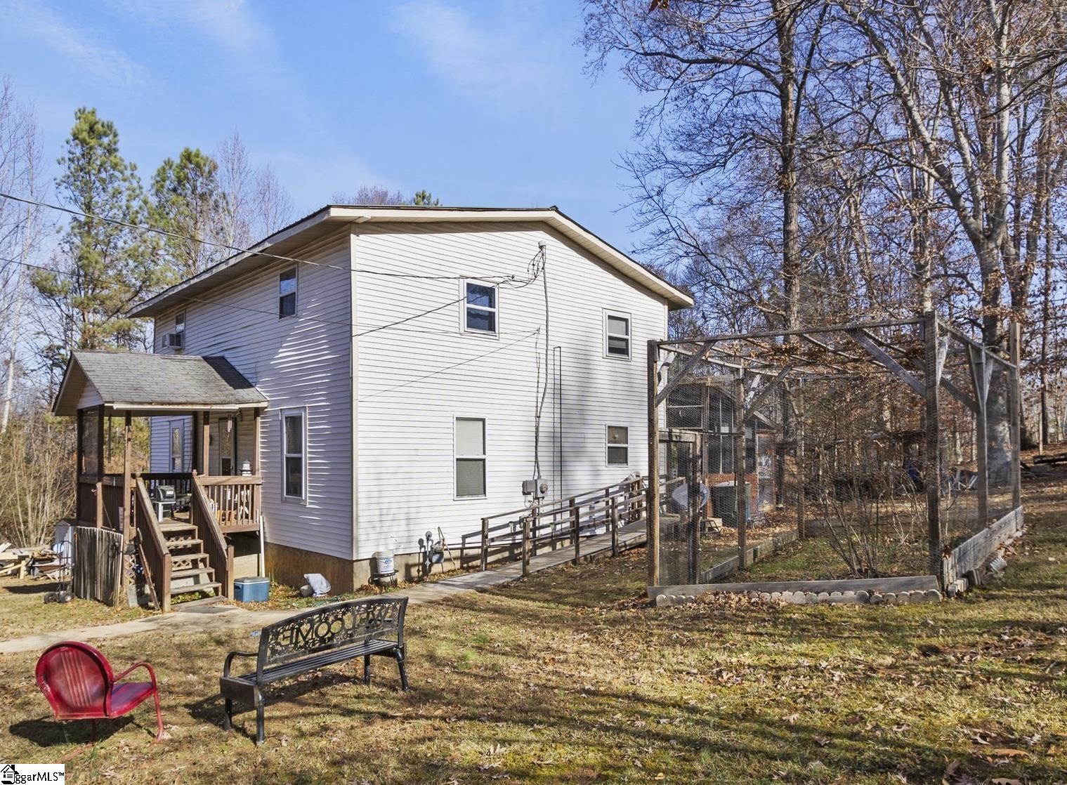122 Mad Lane, Easley SC 29640